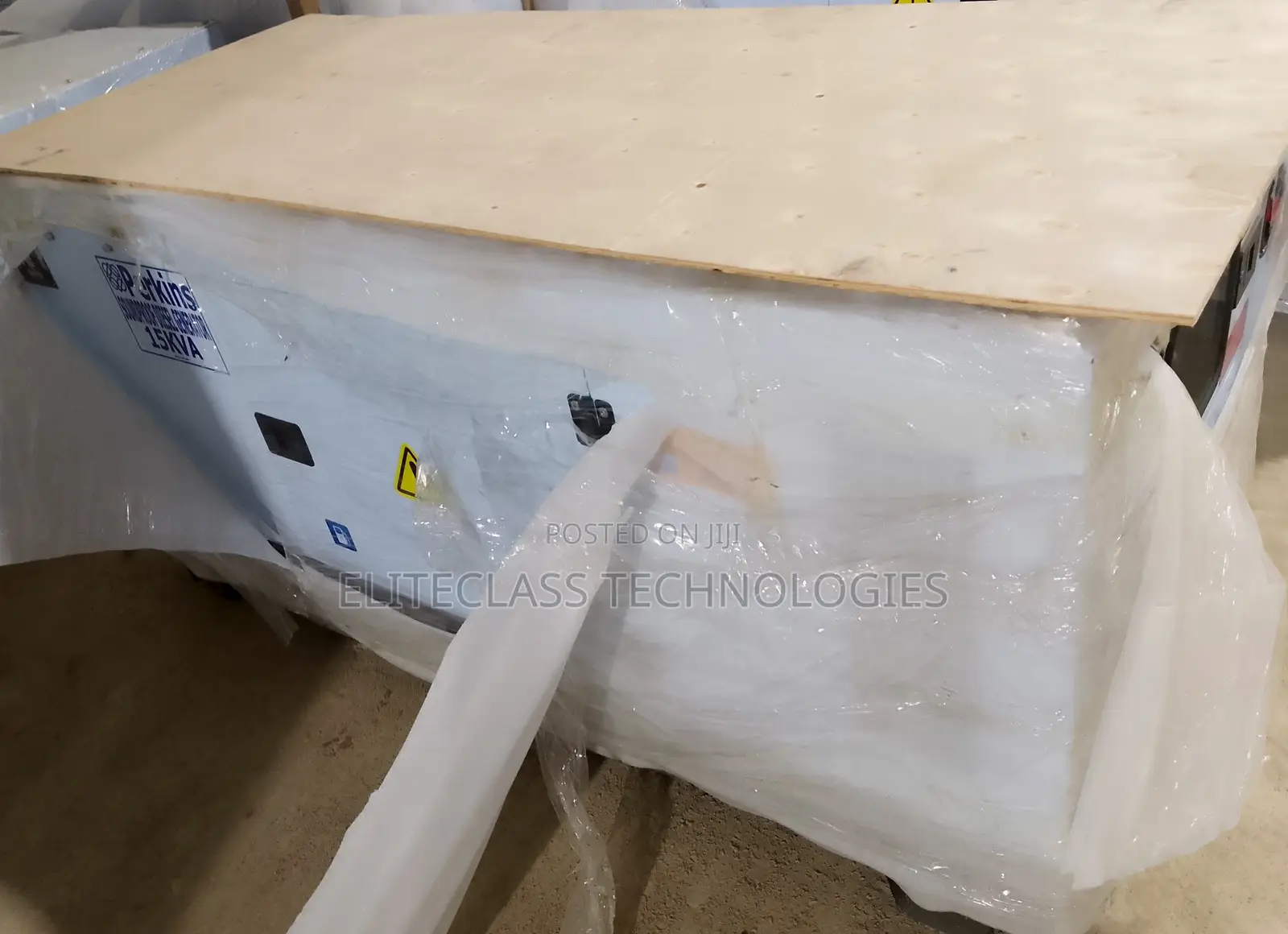 Soundproof 15kVA Perkins Powered Diesel Generator Set