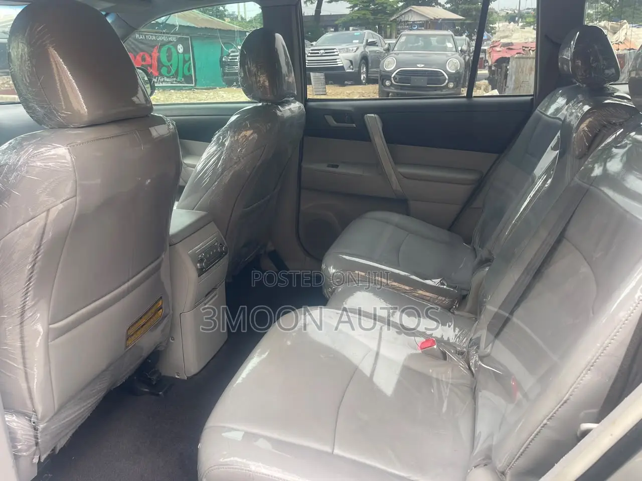 Toyota Highlander 3.5L 4WD 2013 Silver