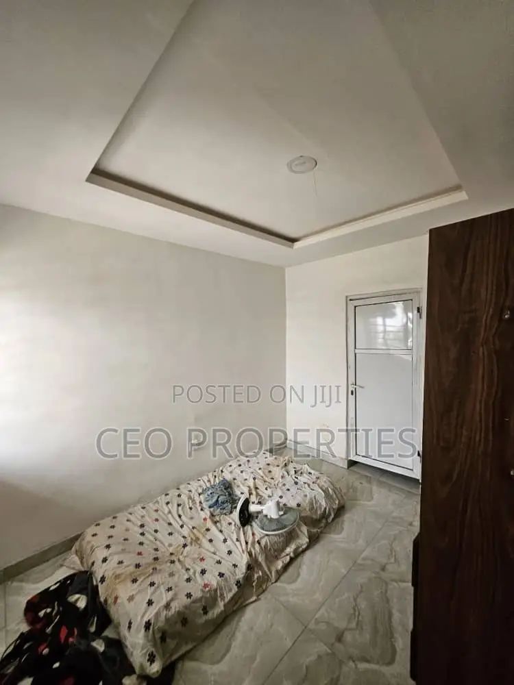 1bdrm Bedsitter in Idado/Igboefon for rent