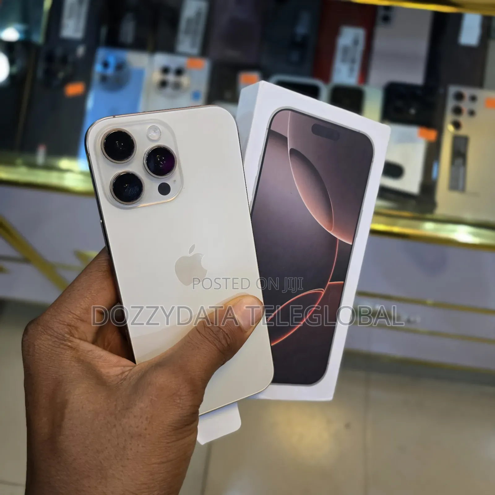 Apple iPhone 16 Pro Max 256 GB Gold