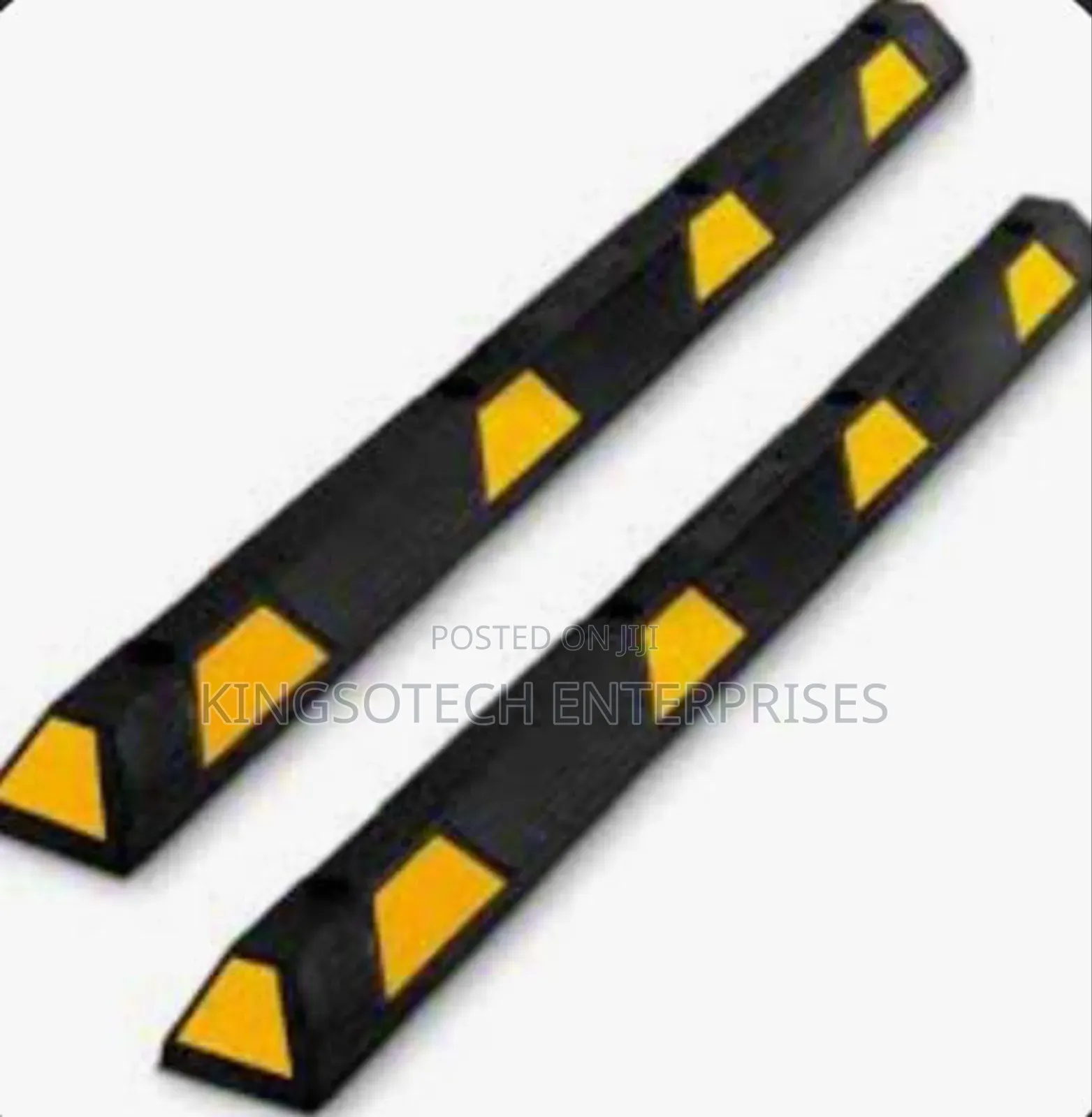 Rubber Wheel Curb Stop Heavy Duty