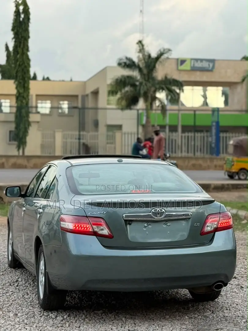 Toyota Camry 2010 Green