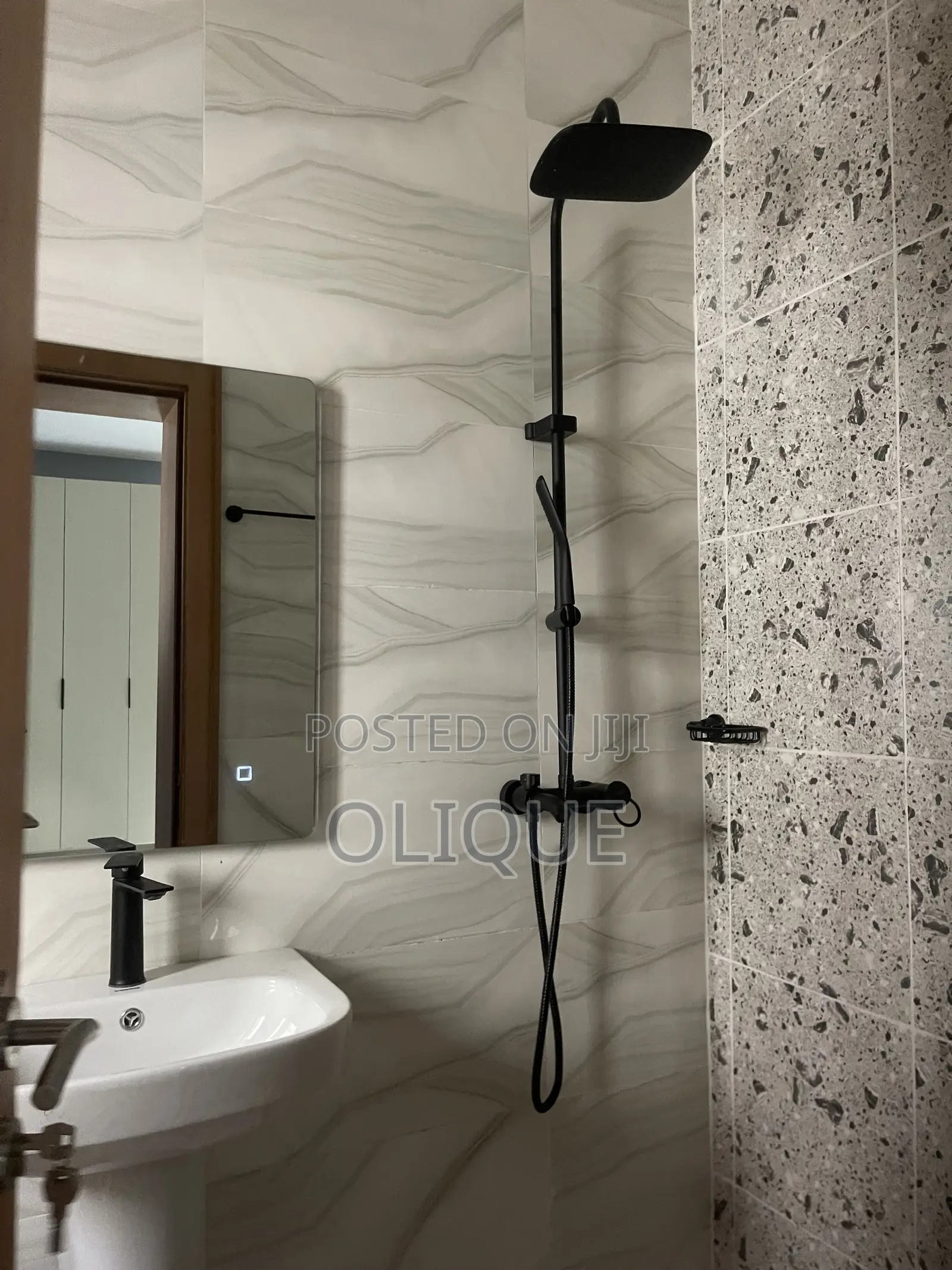 3bdrm Block of Flats in Dawaki for rent