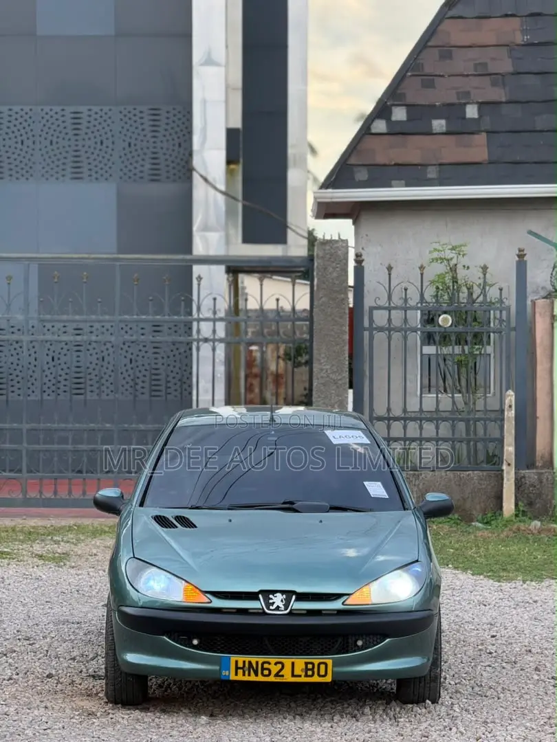 Peugeot 206 2004 Green