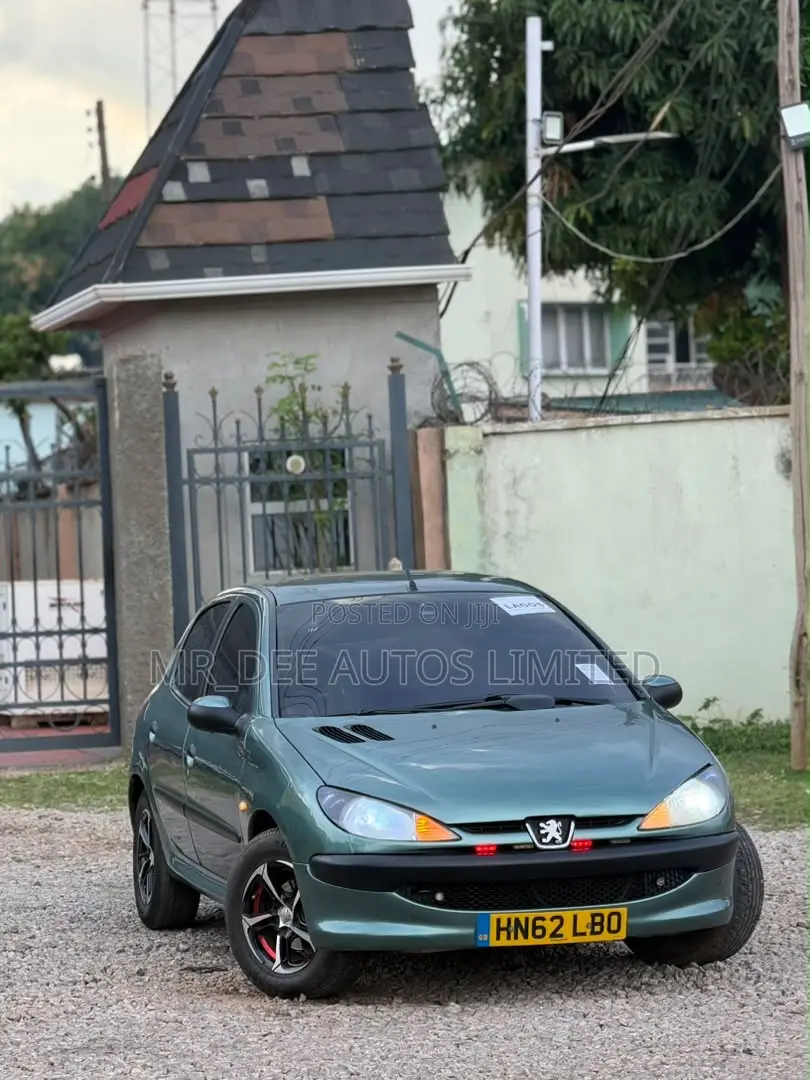 Peugeot 206 2004 Green