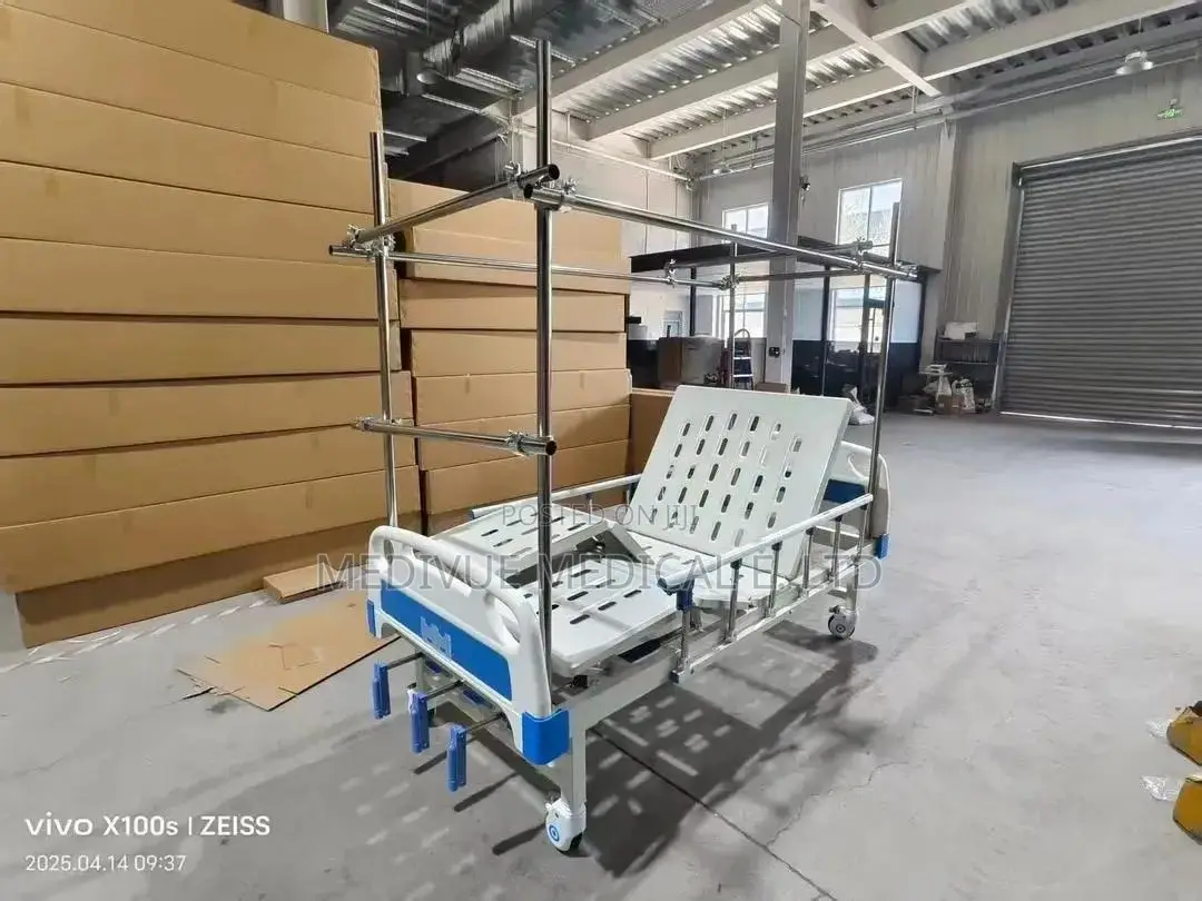 Hospital Orthopedic Traction Bed