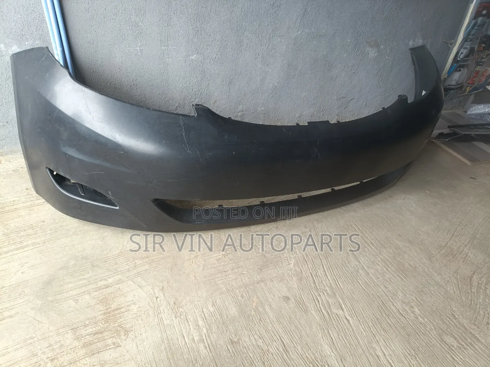Front Bumper Toyota Sienna 2006