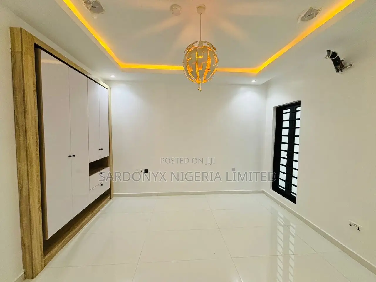 5bdrm Duplex in Lekki Phase 2 for sale