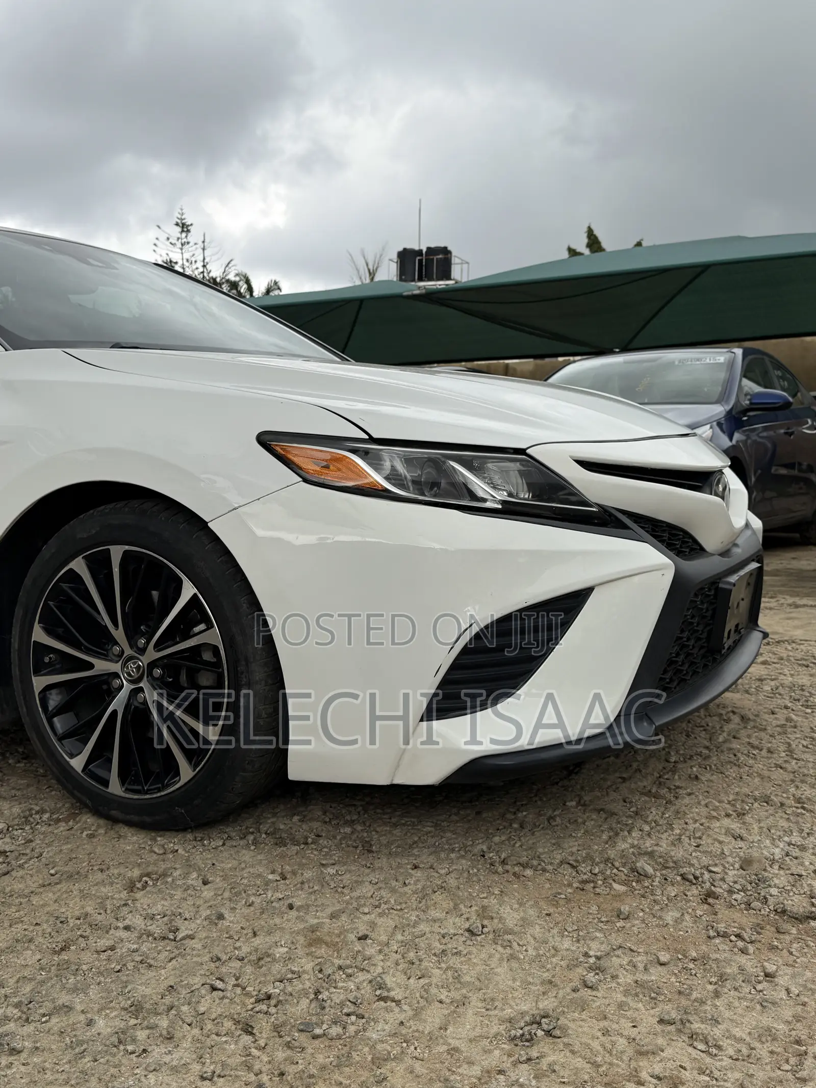 Toyota Camry SE FWD 2020 White