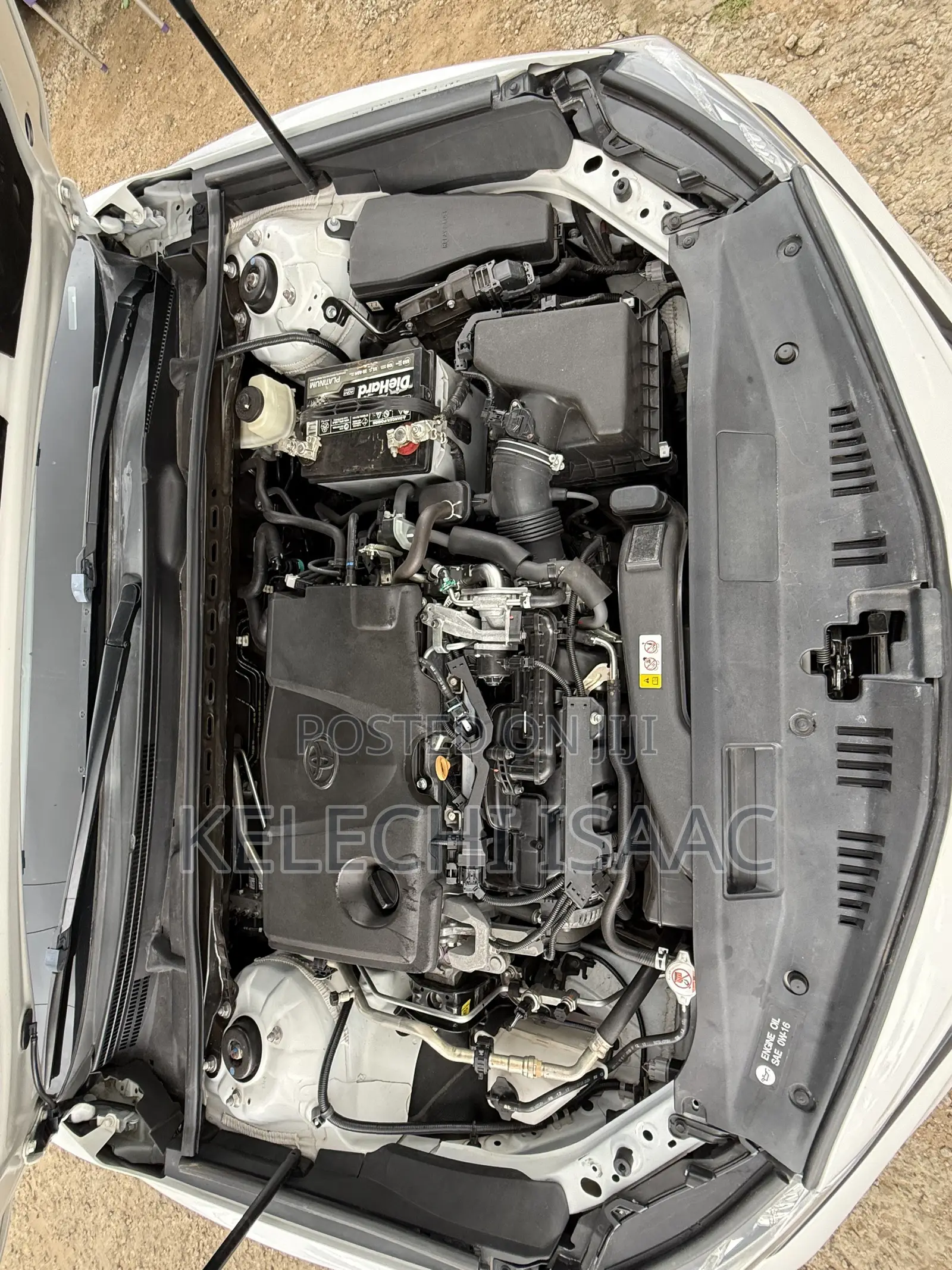 Toyota Camry SE FWD 2020 White
