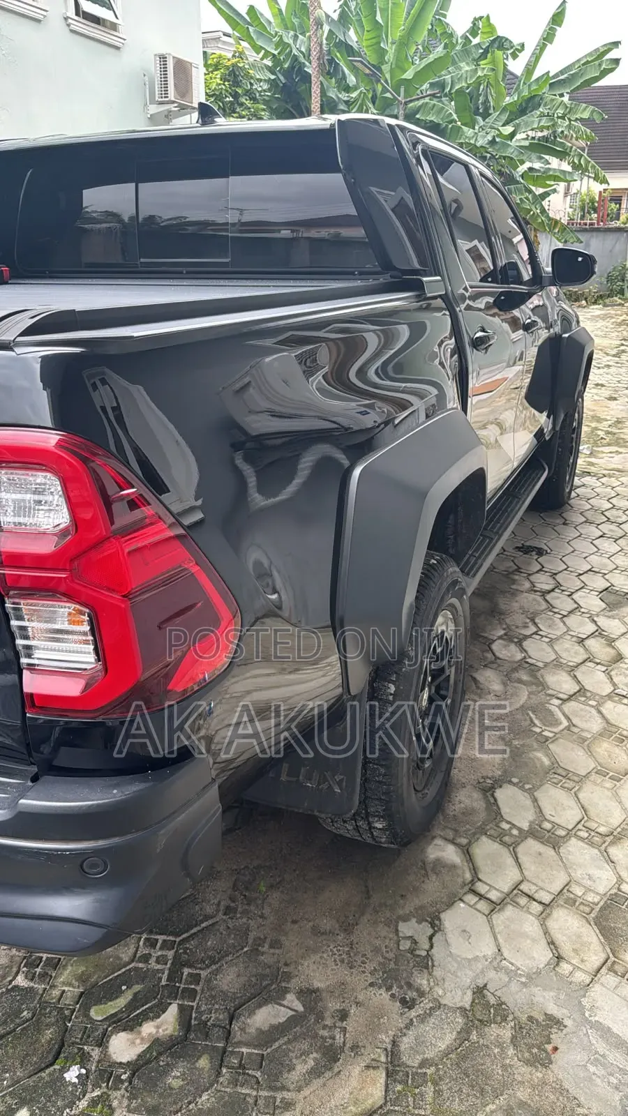 Toyota Hilux 2023 Black