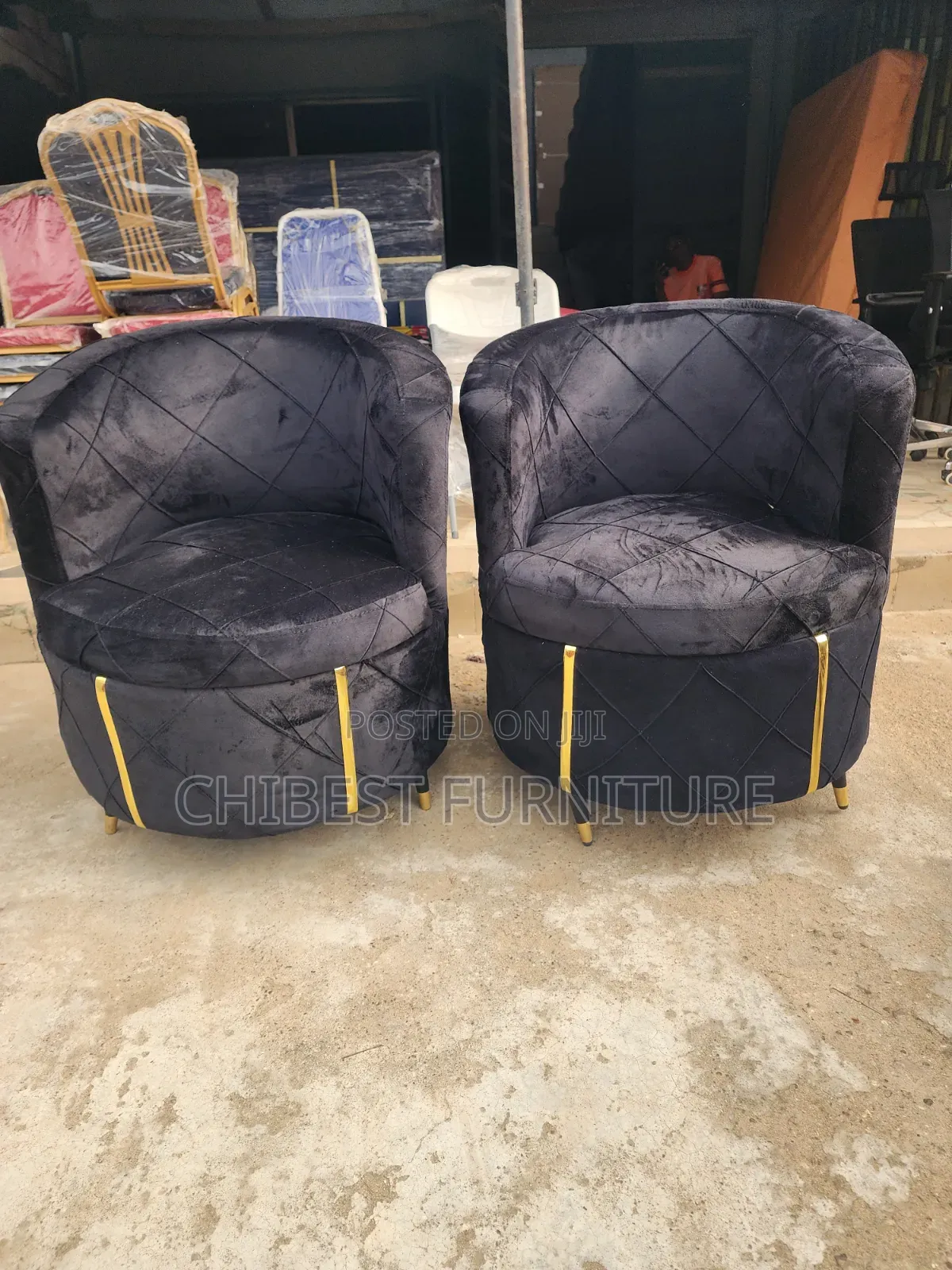 Single Padded Sofa Couch.