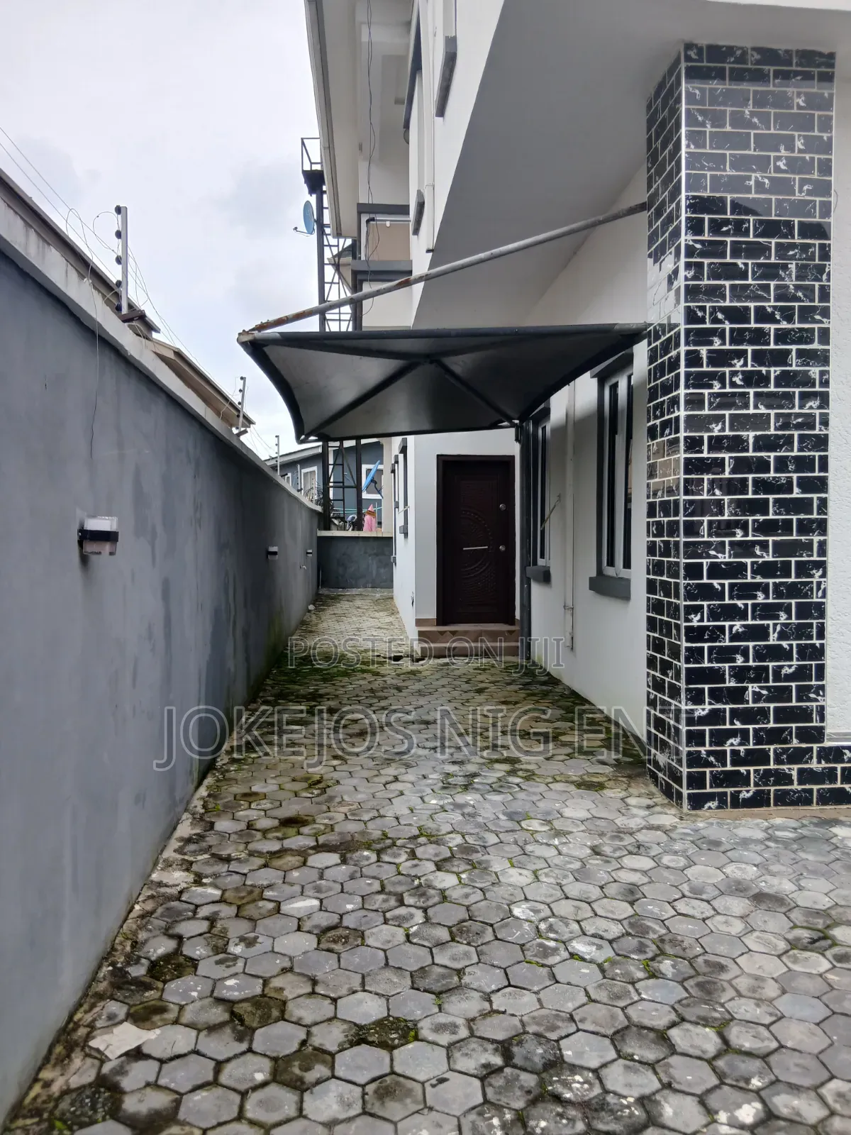 4bdrm Duplex in Thomas Estate Ajah for sale