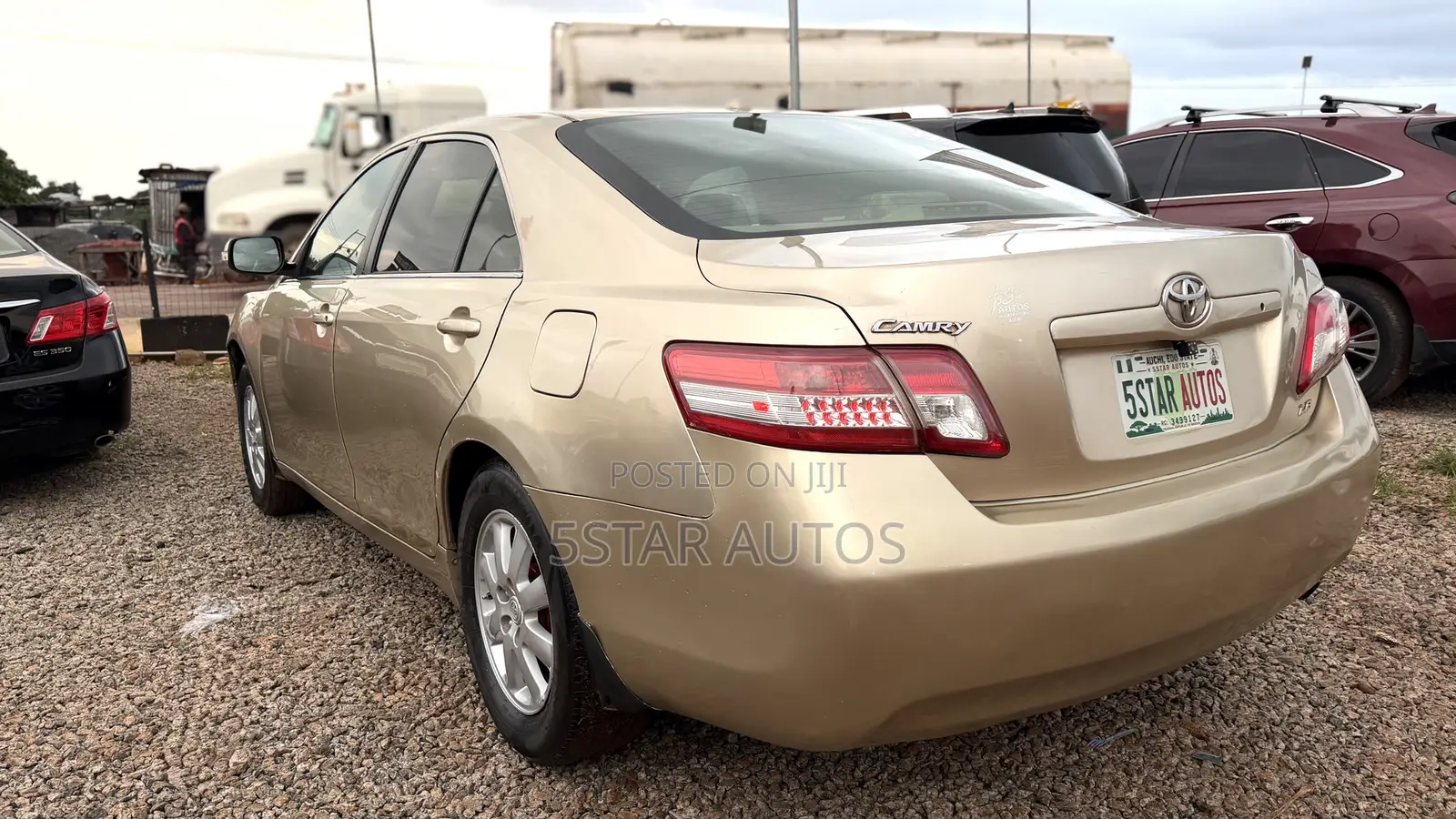 Toyota Camry 2010 Gold