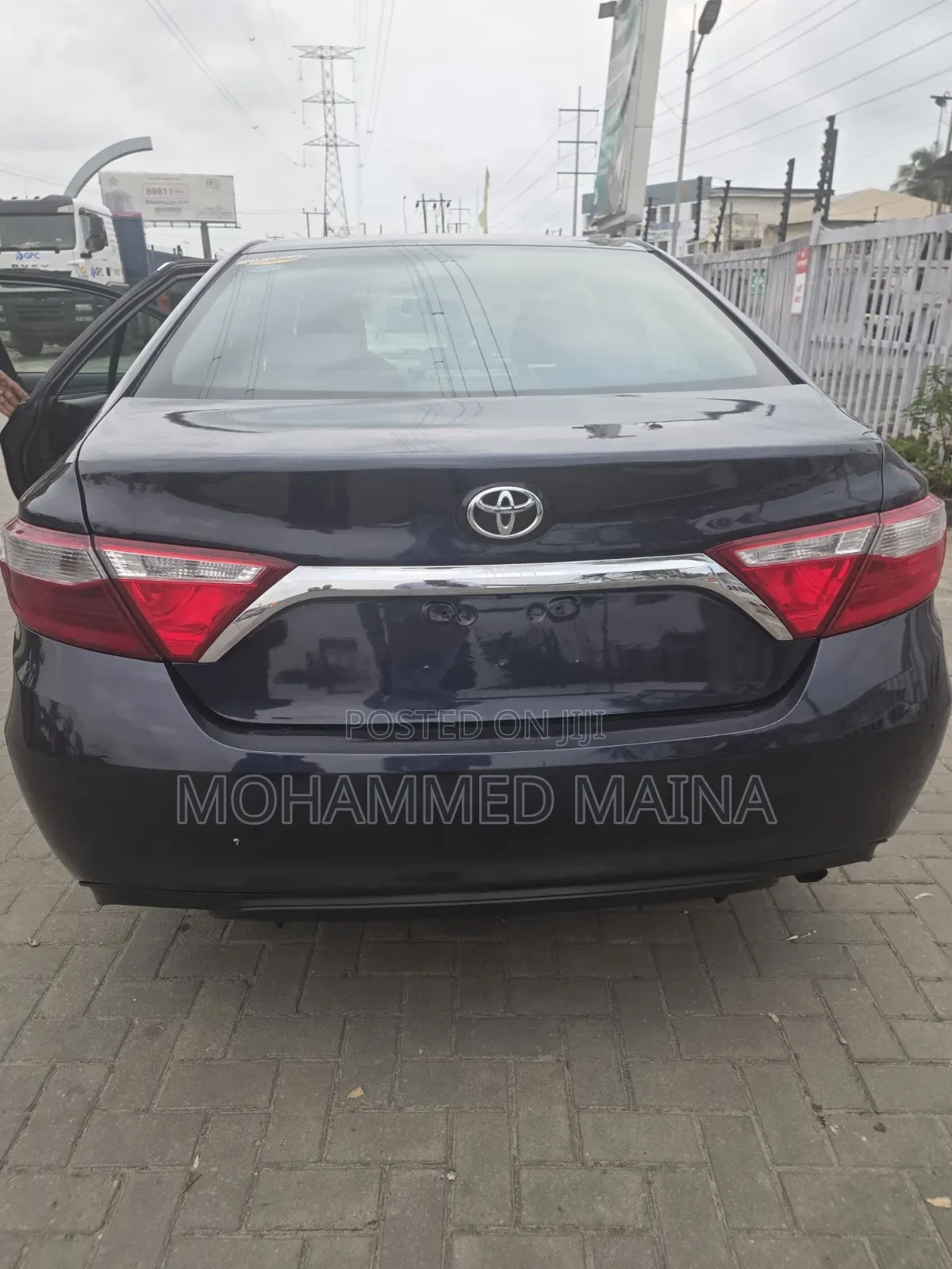 Toyota Camry 2016 Blue