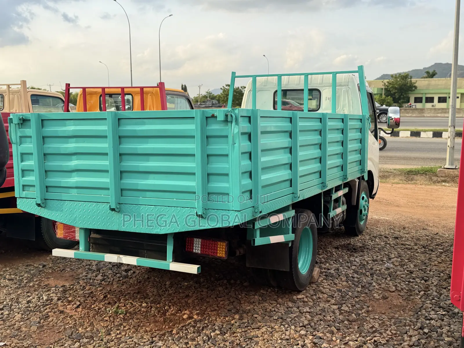 Dyna 200 Truck