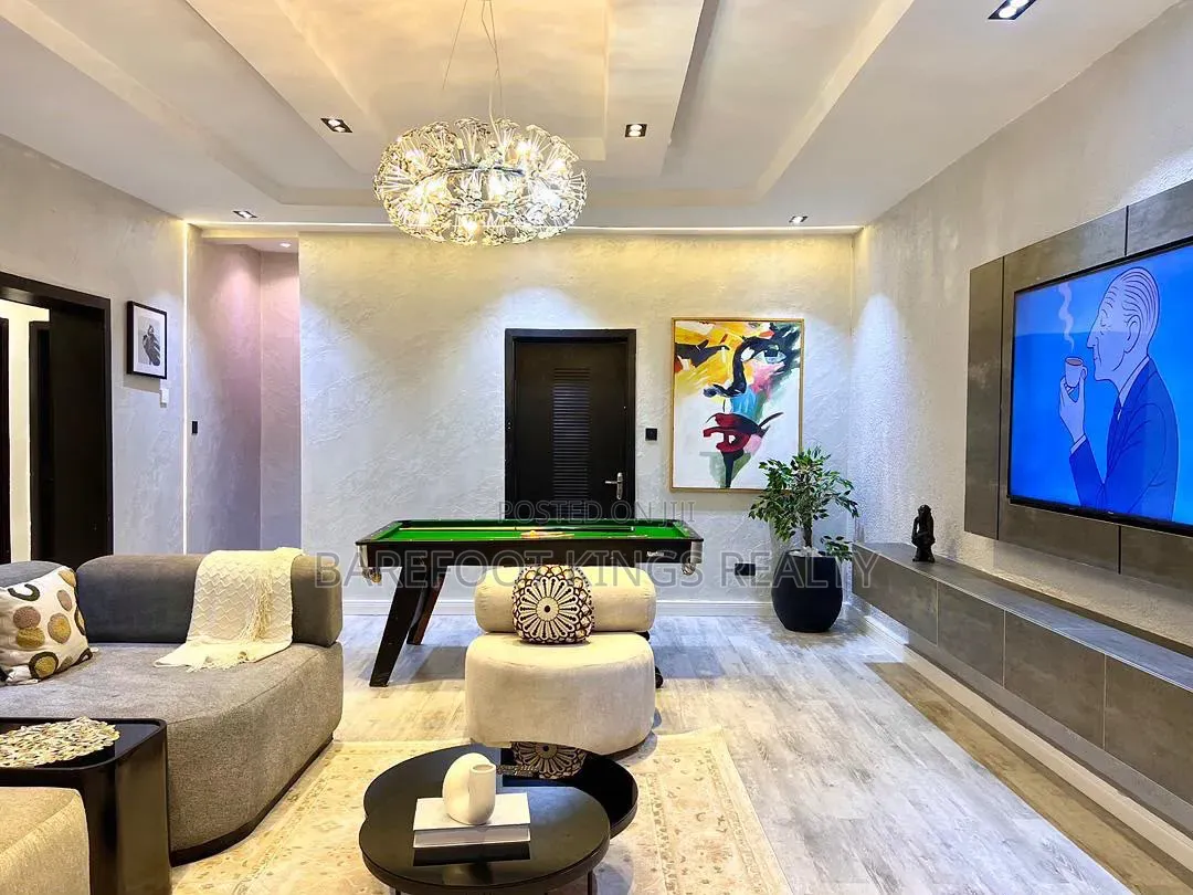 Luxury 3Bedroom Apartment