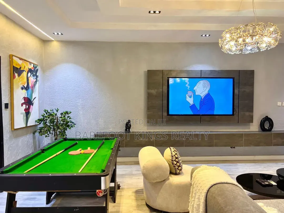 Luxury 3Bedroom Apartment