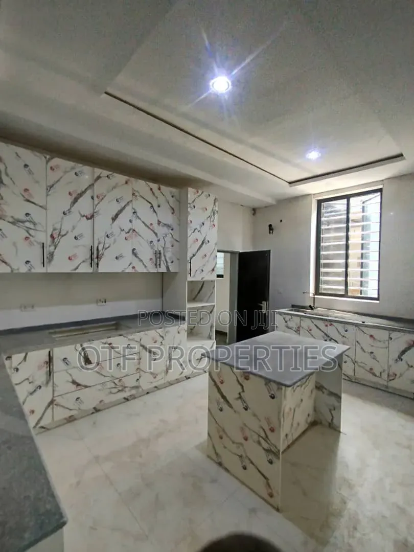 3bdrm Apartment in Jahi Glimore for rent