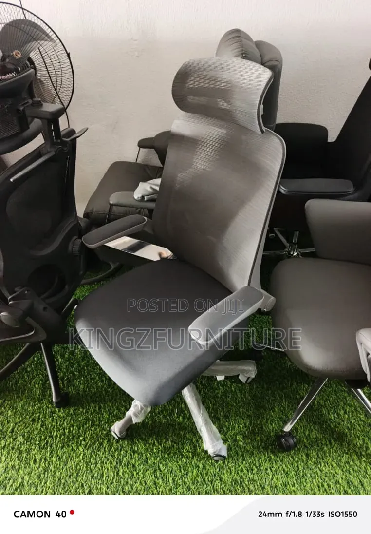 Gray Computer Workstation Chair