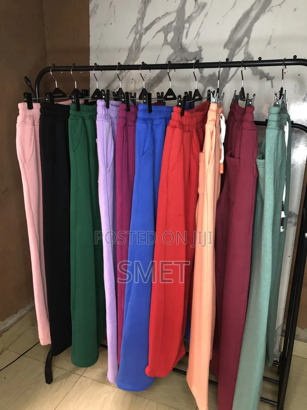 Free Leg Joggers Available in Different Colours and Sizes