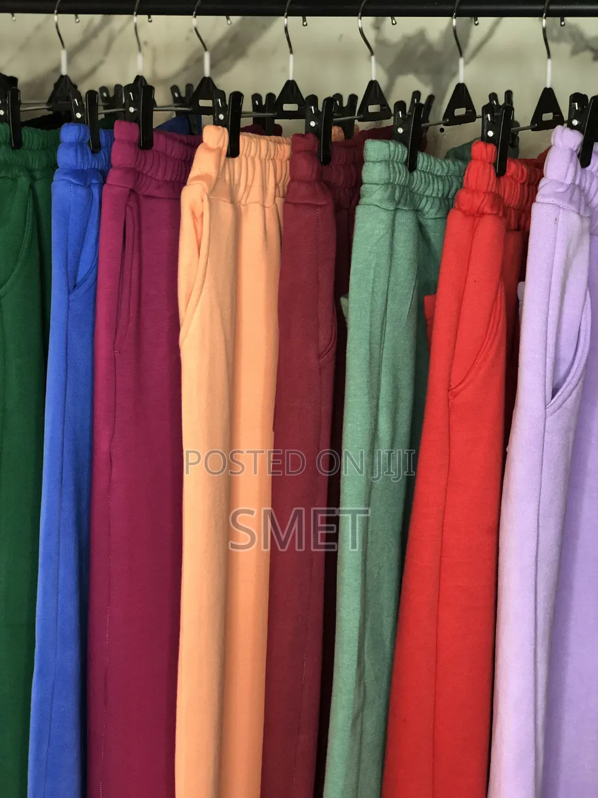 Free Leg Joggers Available in Different Colours and Sizes