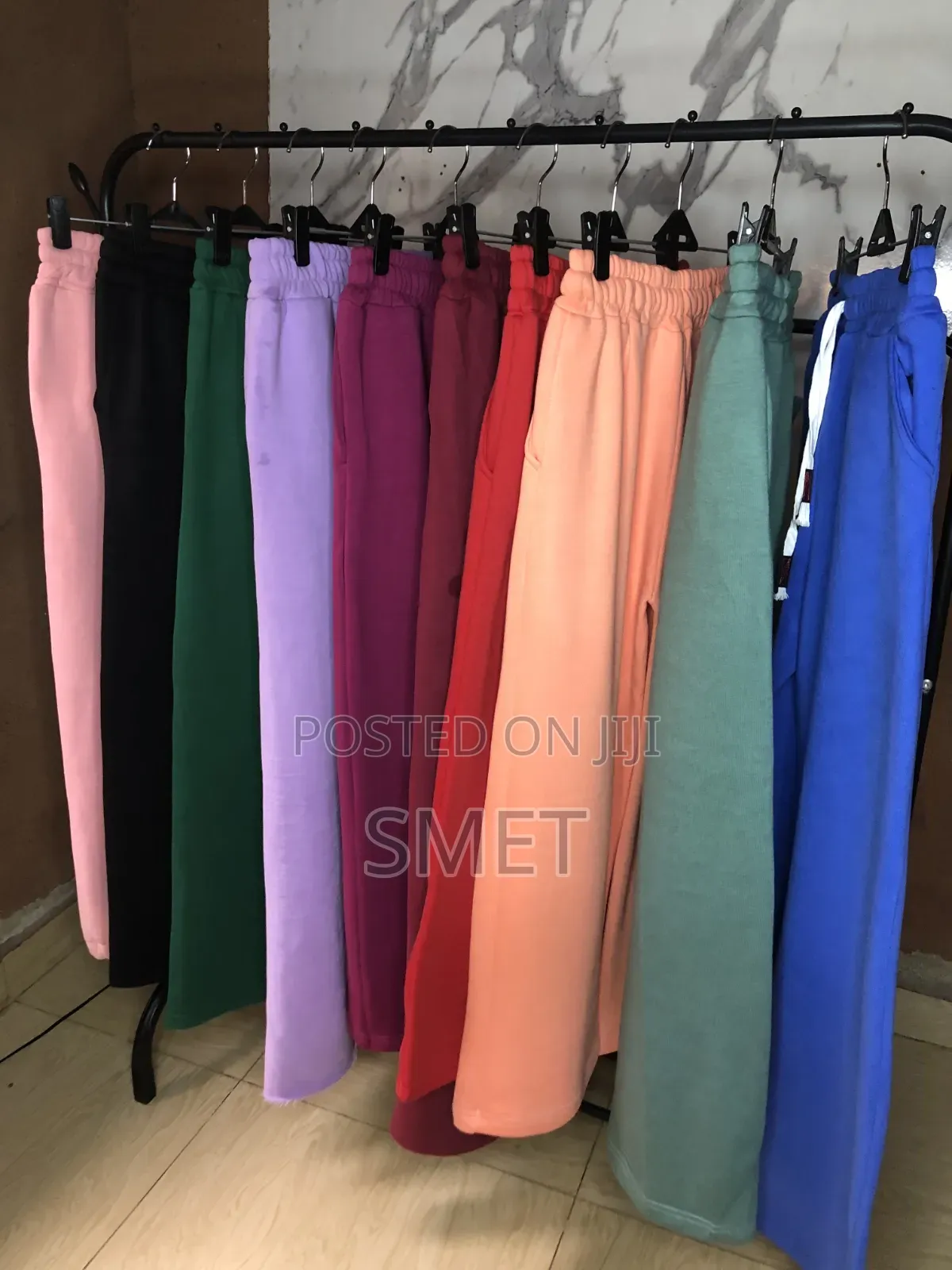 Free Leg Joggers Available in Different Colours and Sizes