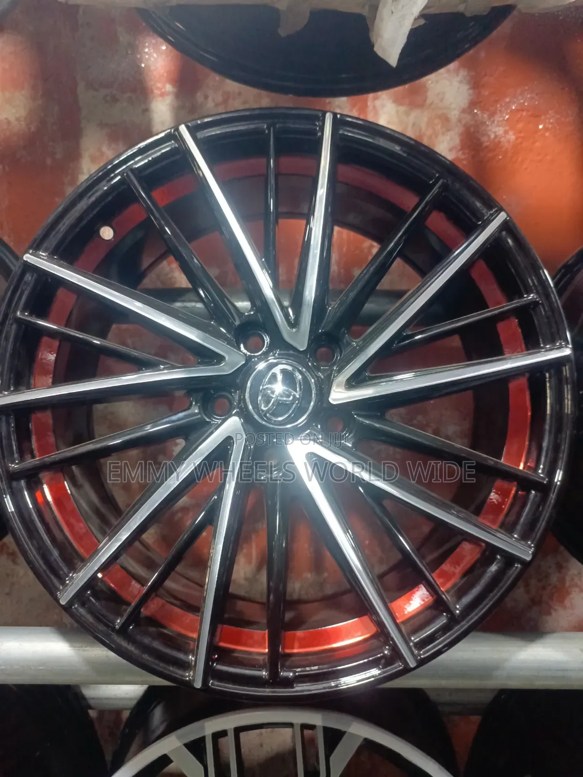 18inches for Toyota Rav4 2023/4 Available for Pick Up in Different Siz