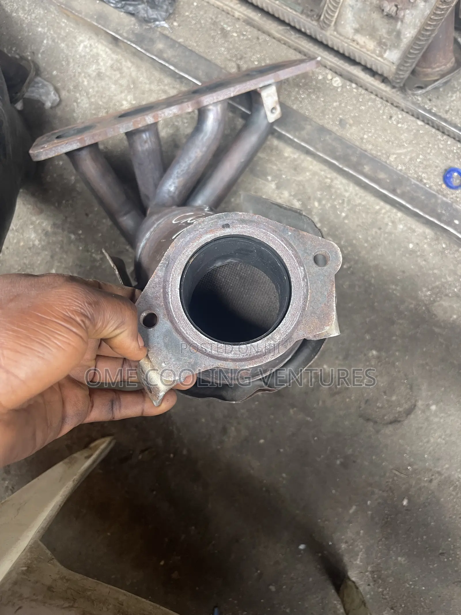 Catalyst Converter for Toyota Camry 012 4plugs Is Available for Sale 