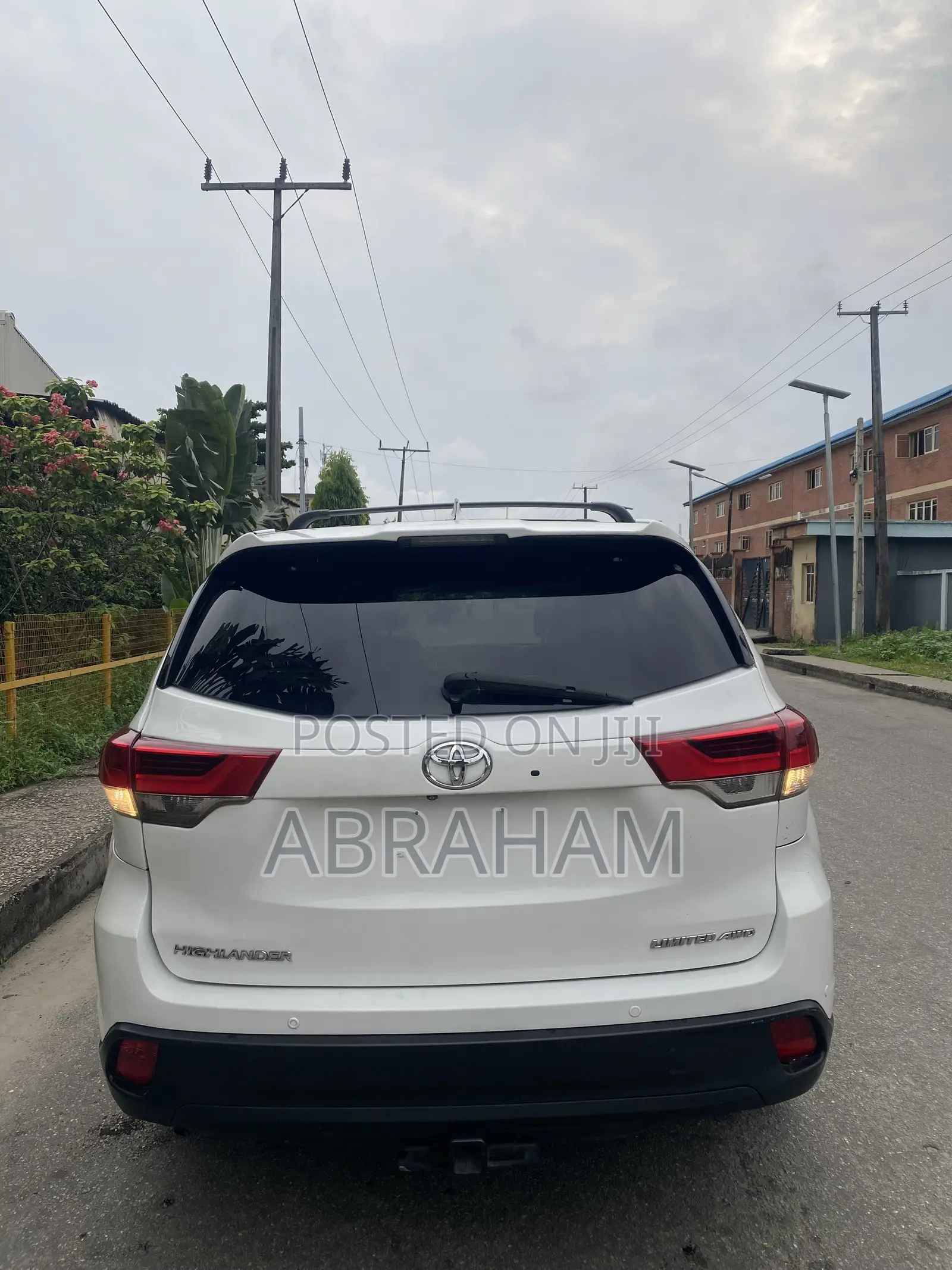 Toyota Highlander Limited 4dr SUV (3.5L 6cyl 6A) 2015 White