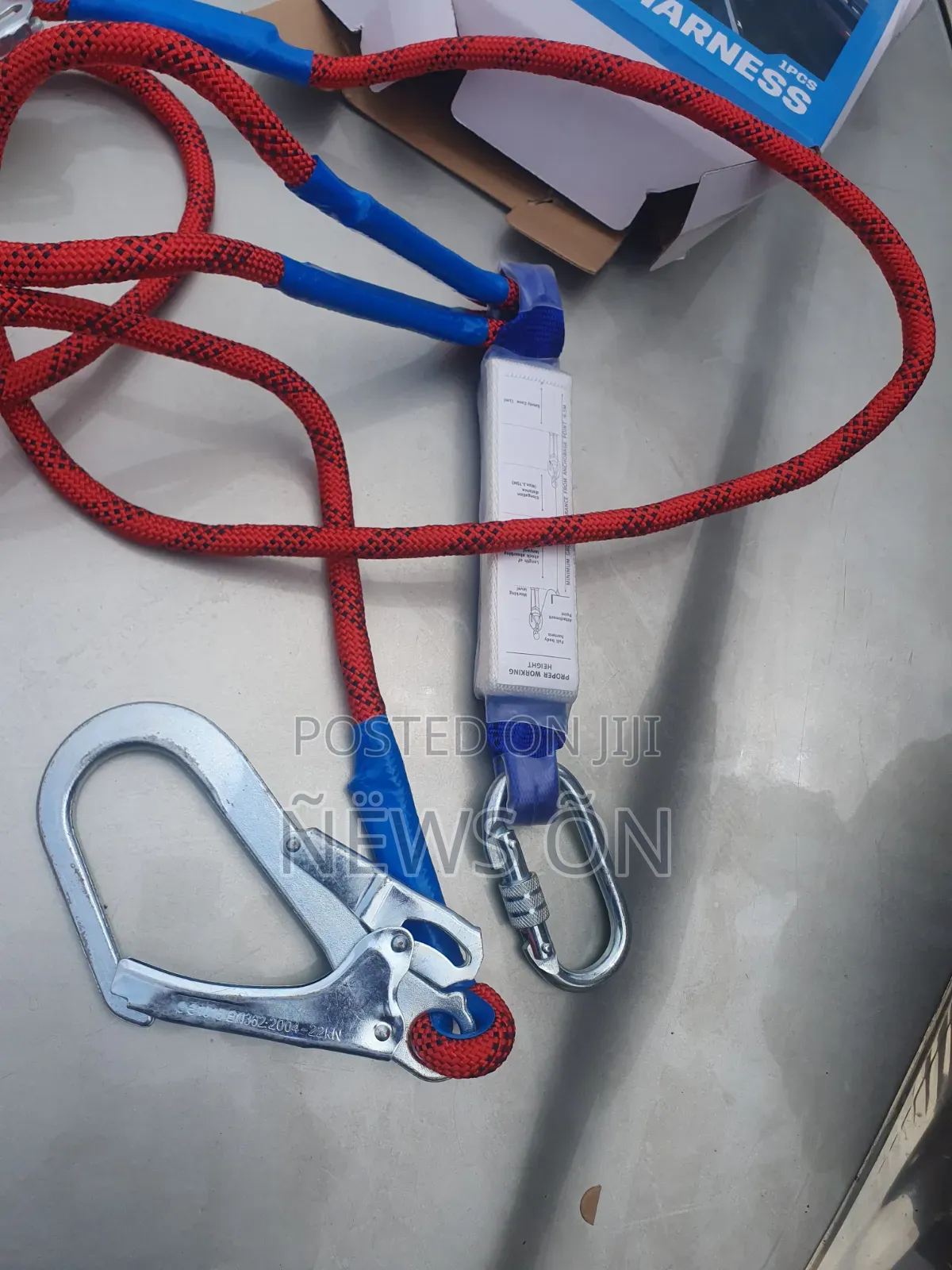 Full-Body Safety Harnesses Vult