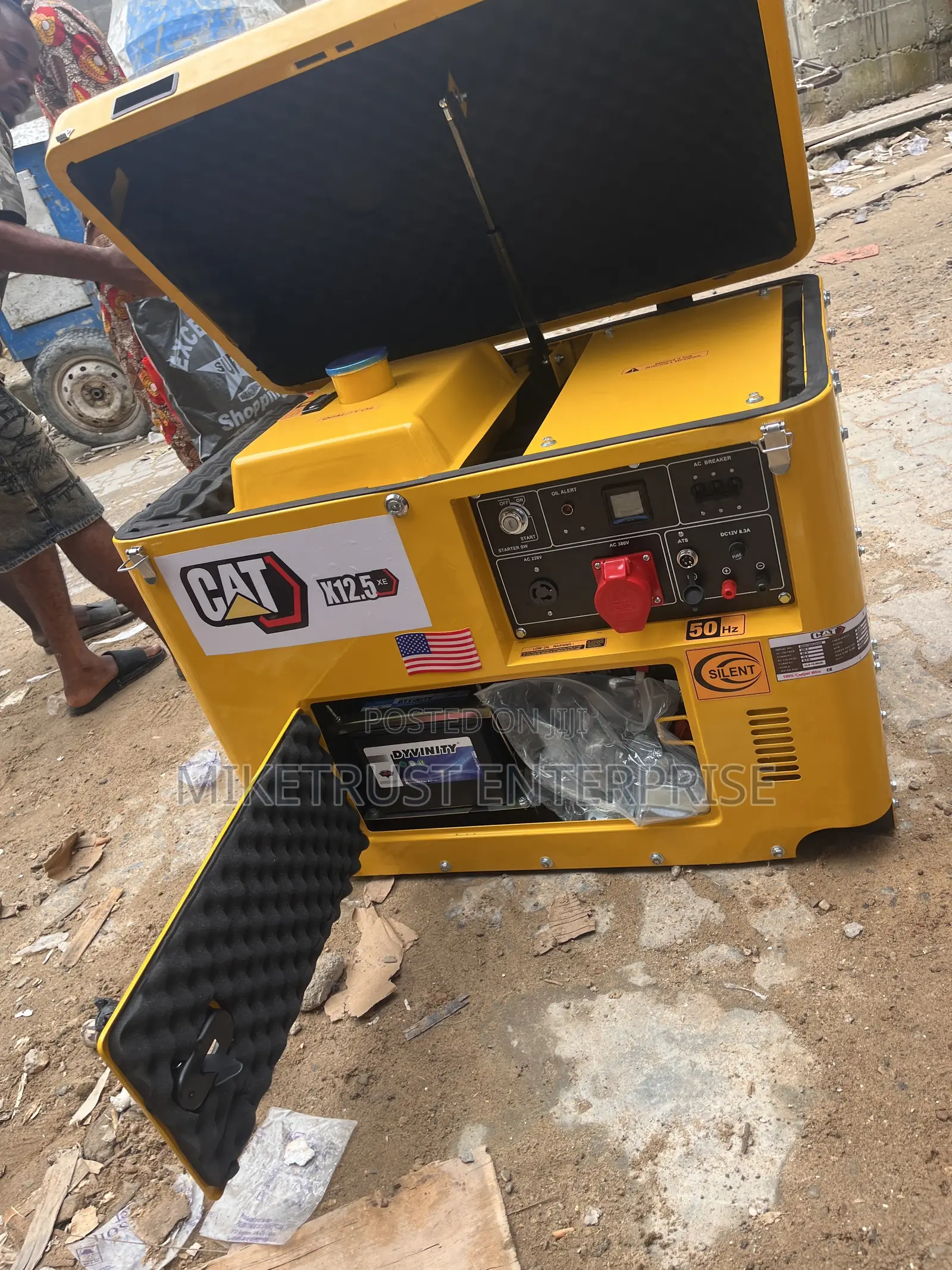 Cat 12kva Diesel Soundproof Generator. 3 Phase