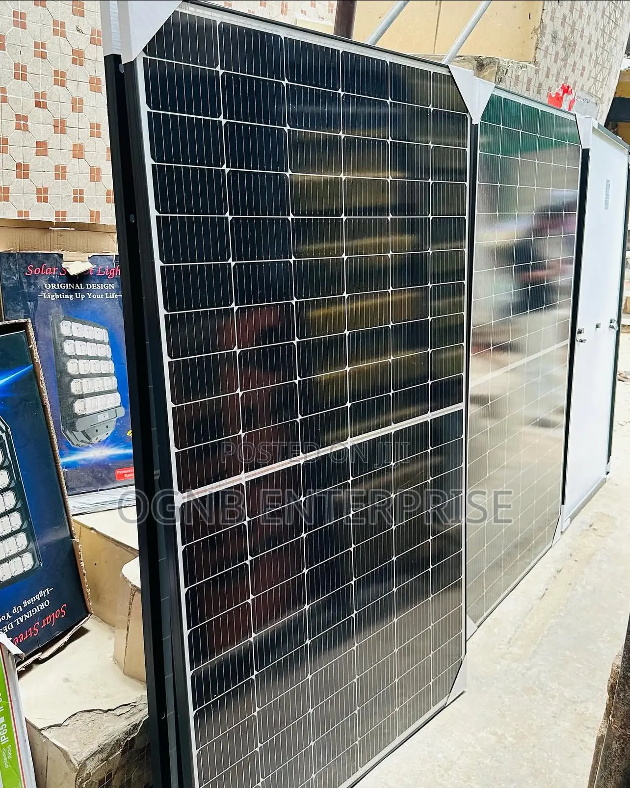 Jinko 600w Solar Panel.