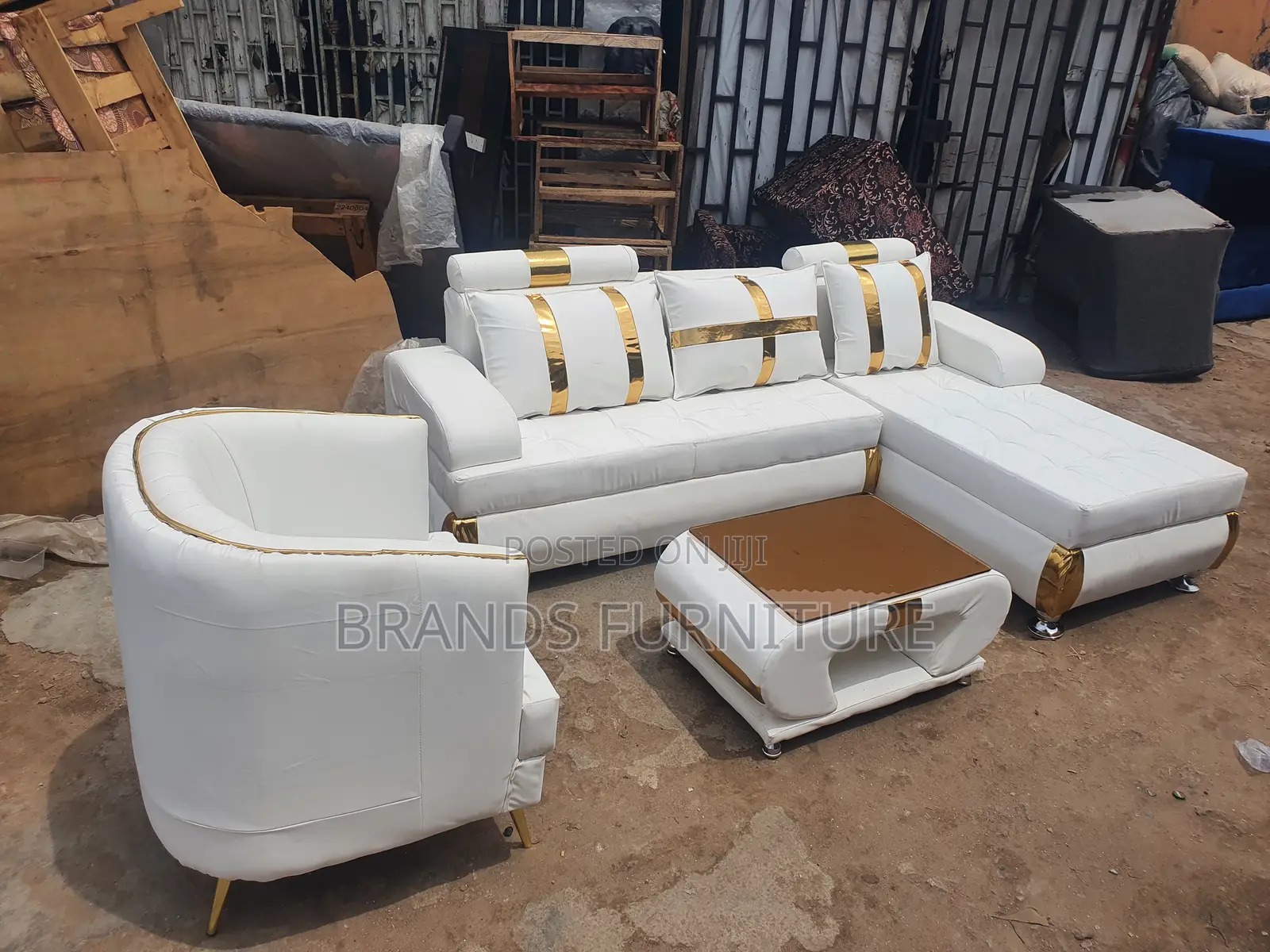 White Quality Lshap Sofa Center Table With Single Seater