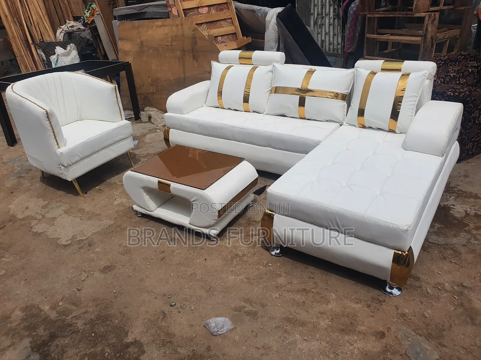 White Quality Lshap Sofa Center Table With Single Seater