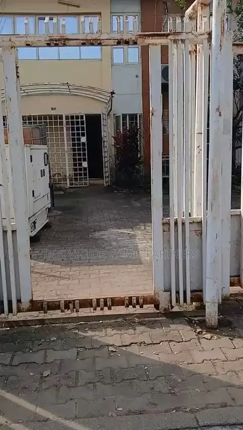 2bdrm Duplex in Garki for sale