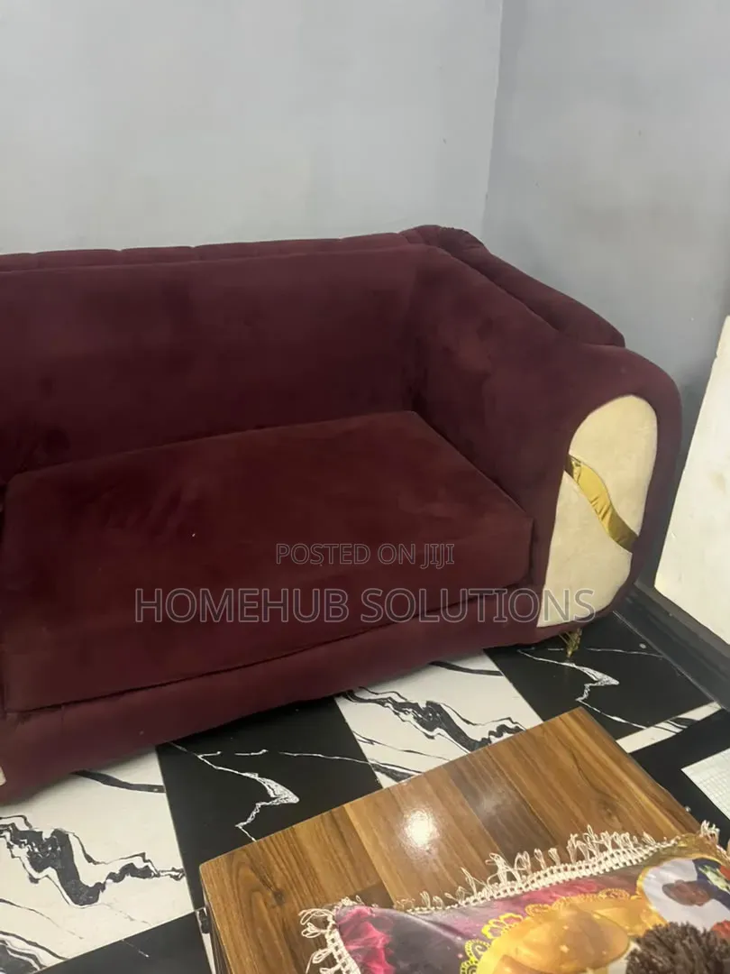 6 Seaters Sofa