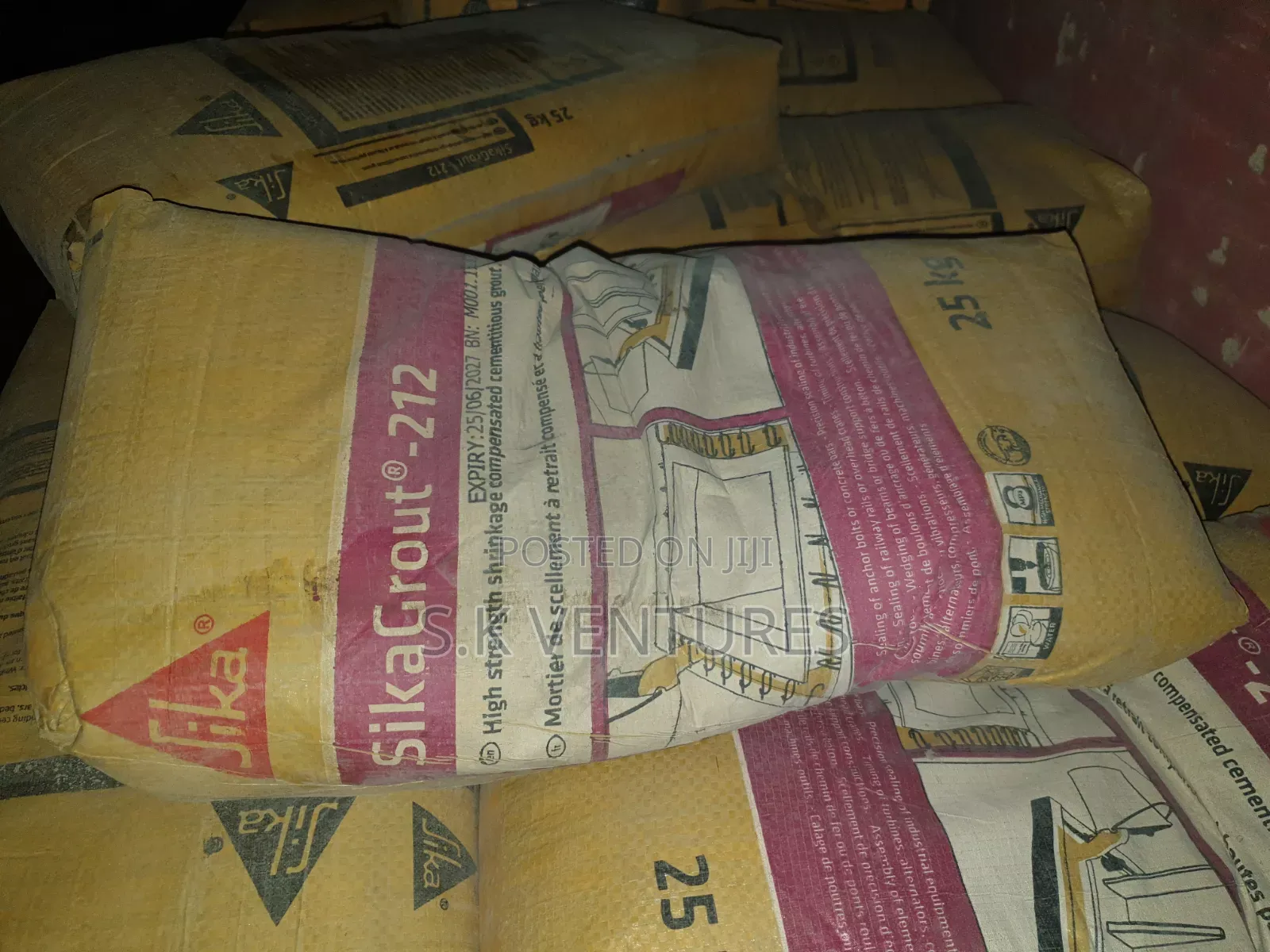 Sikagrout212
