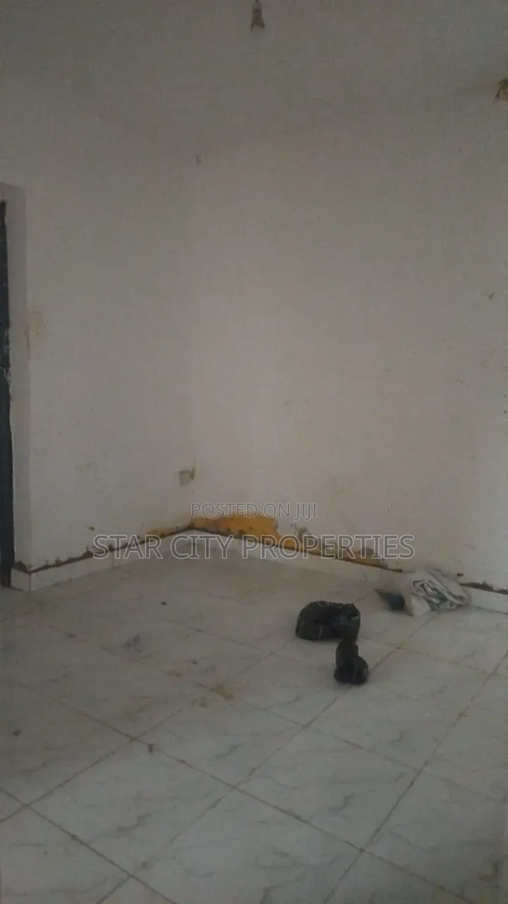 3bdrm Apartment in Okupe Estate, Mende for rent