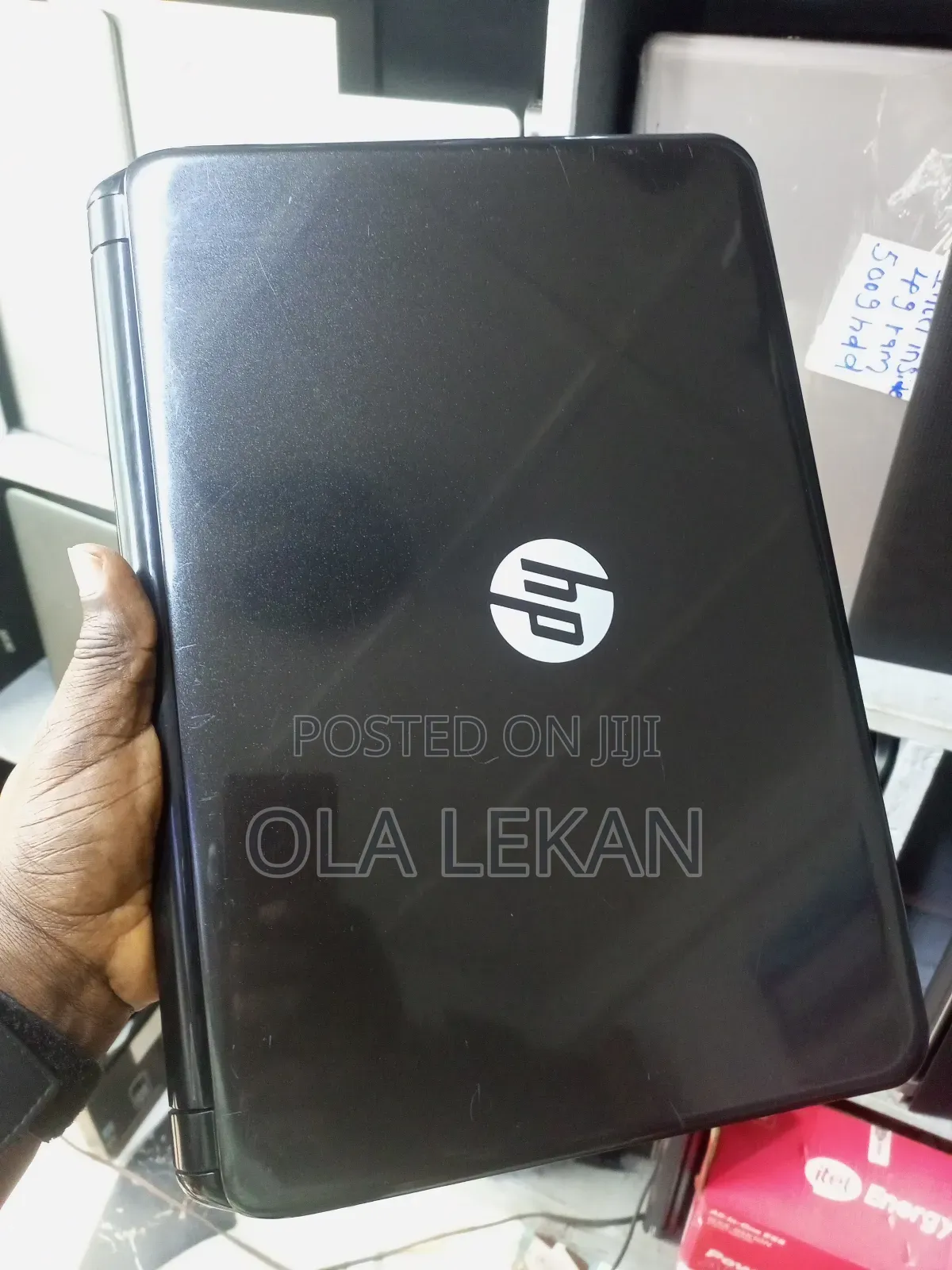Laptop HP 14-dq1025cl 4GB AMD A4 HDD 500GB