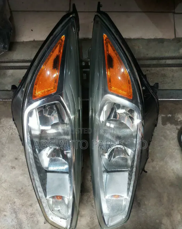 Headlight Ford Focus 2016