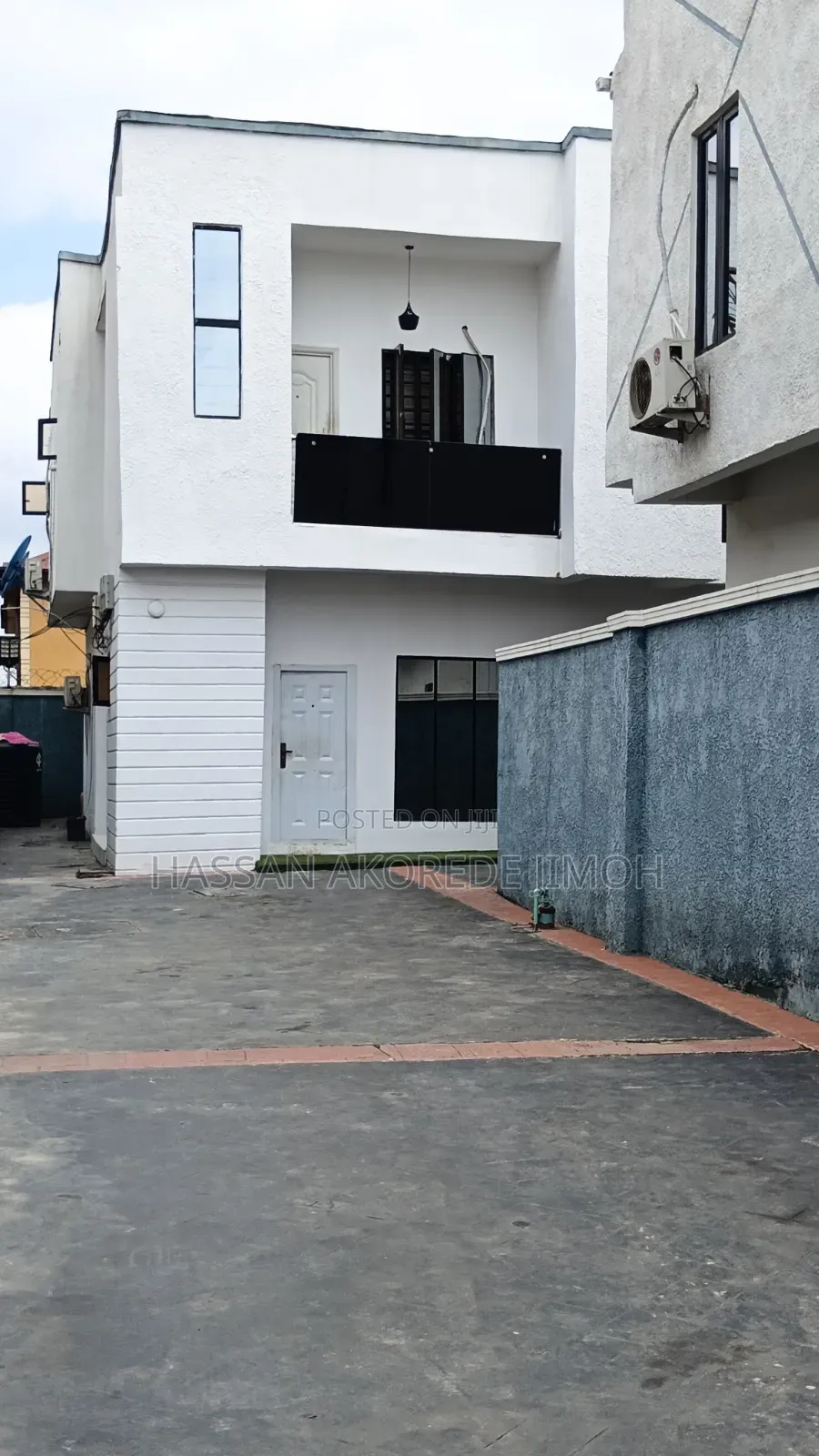 Fully Furnished 1 Bedroom Service Apartment