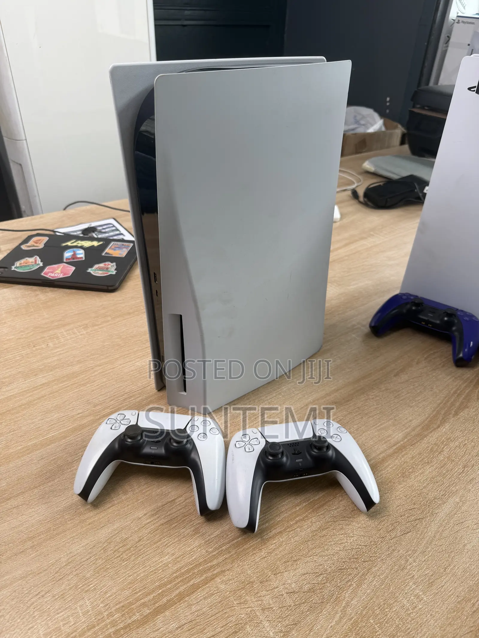 UK Used PS5 Fat With 2 Controllers and Games