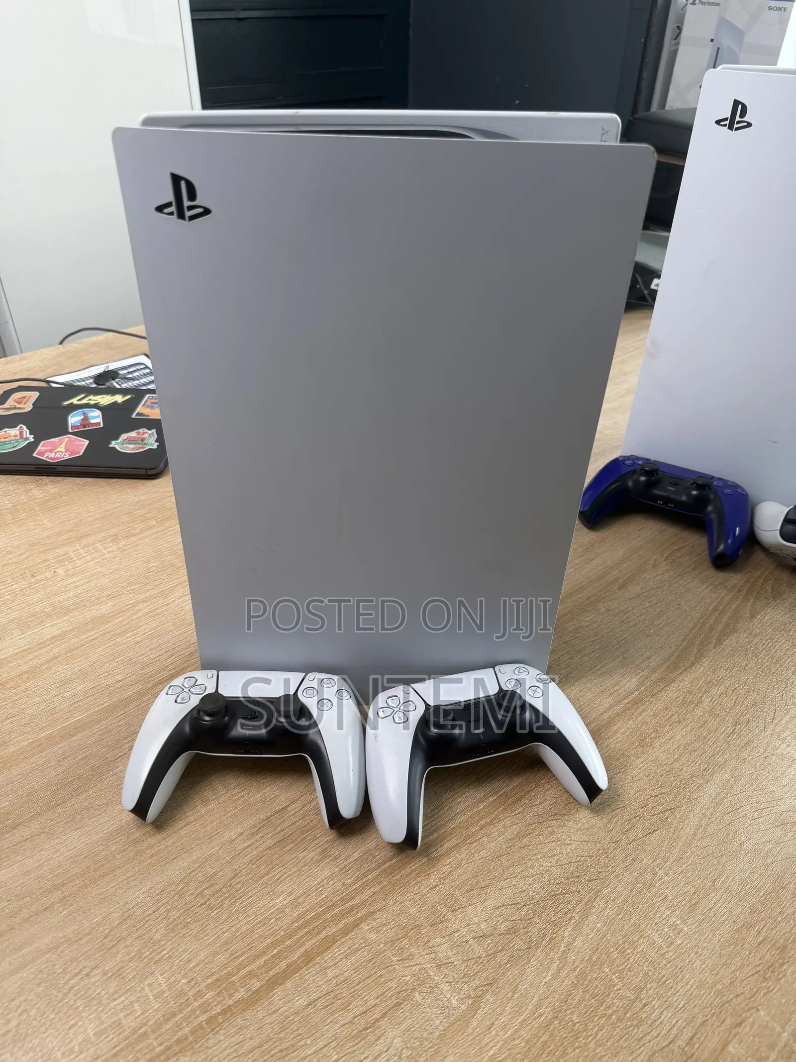 UK Used PS5 Fat With 2 Controllers and Games