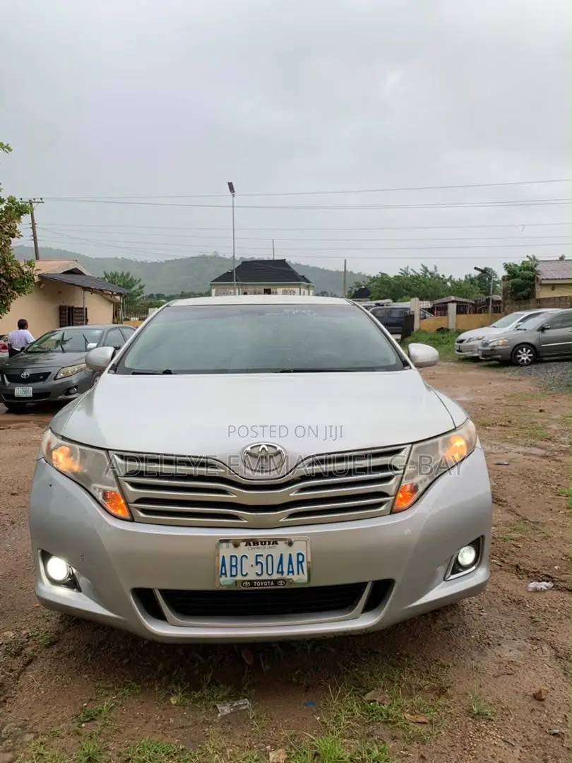 Toyota Venza V6 2012 Silver