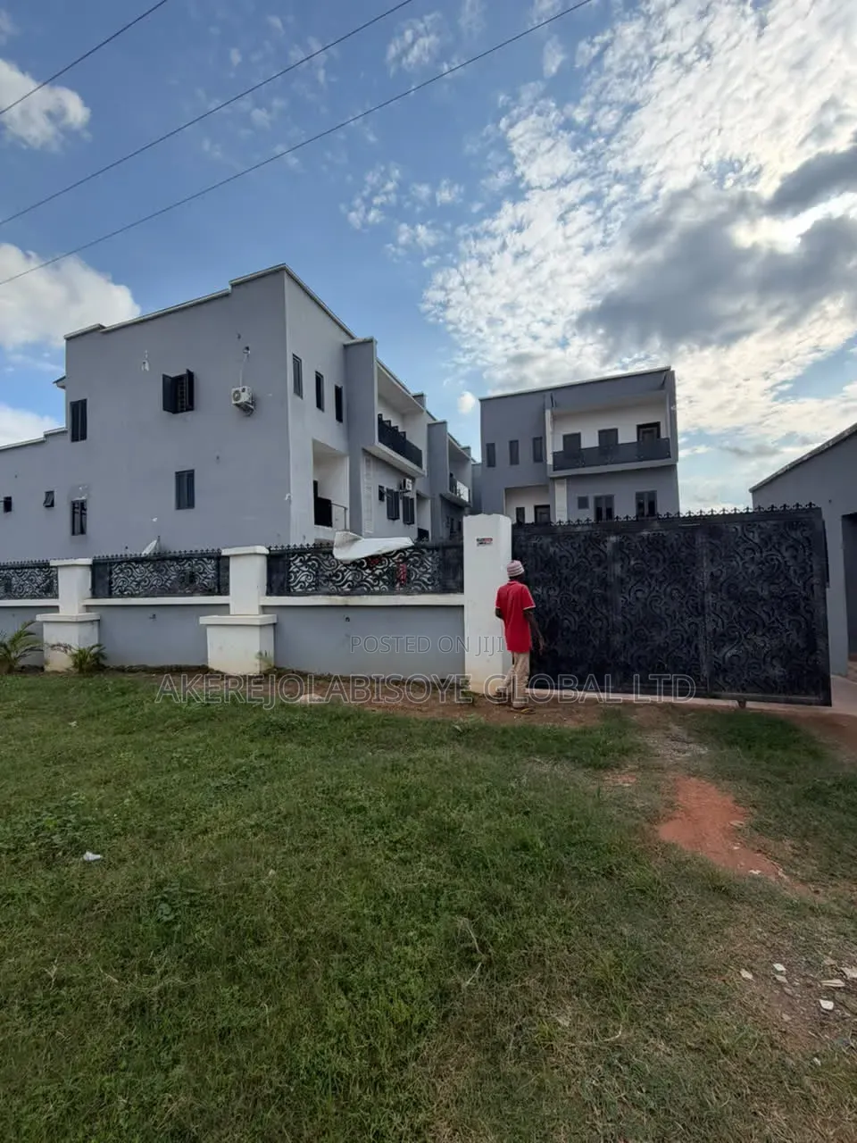 4bdrm Duplex in Gaduwa Abuja for sale