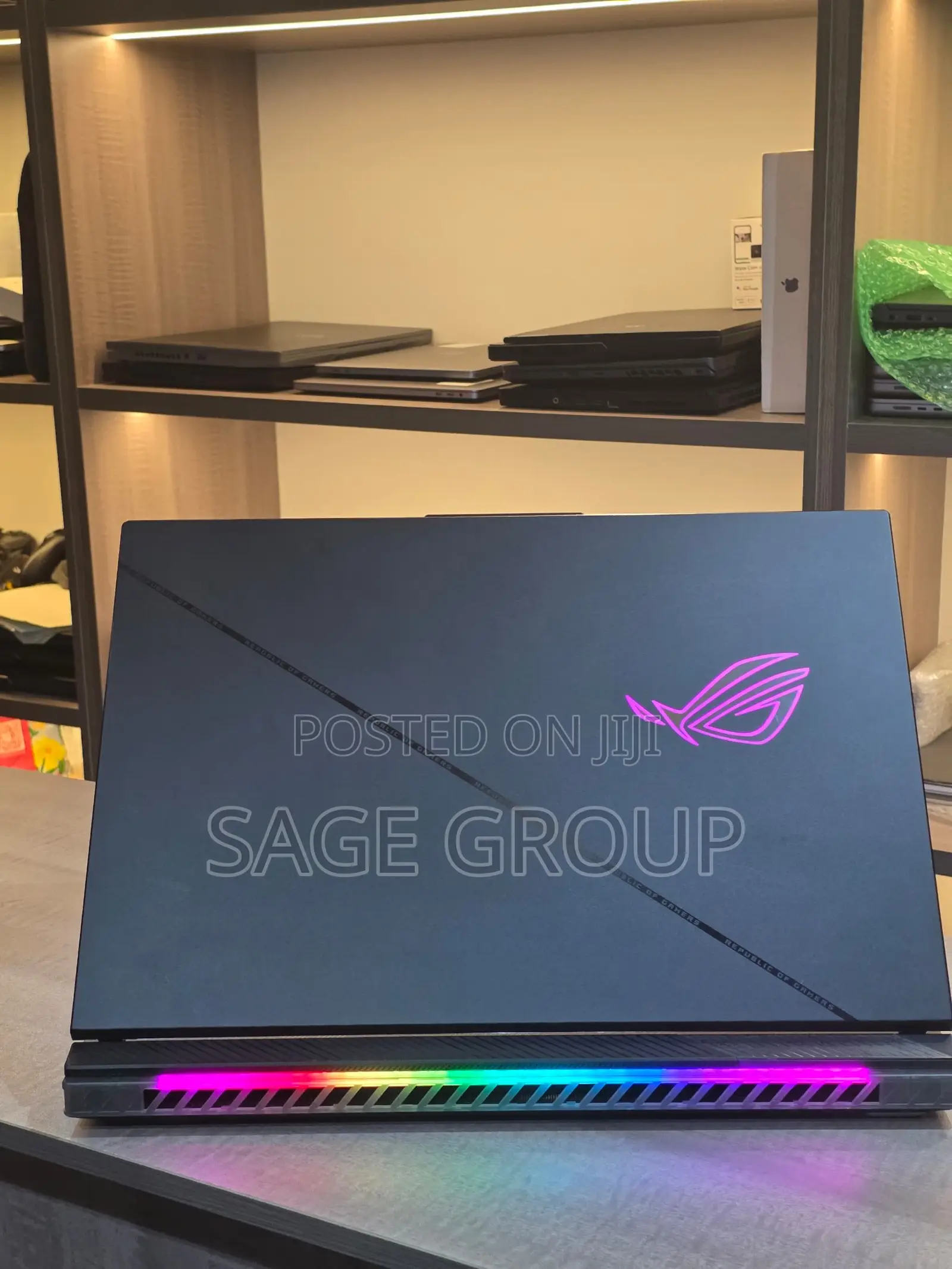 Laptop Asus ROG Strix G18 32GB Intel Core i9 SSD 2T