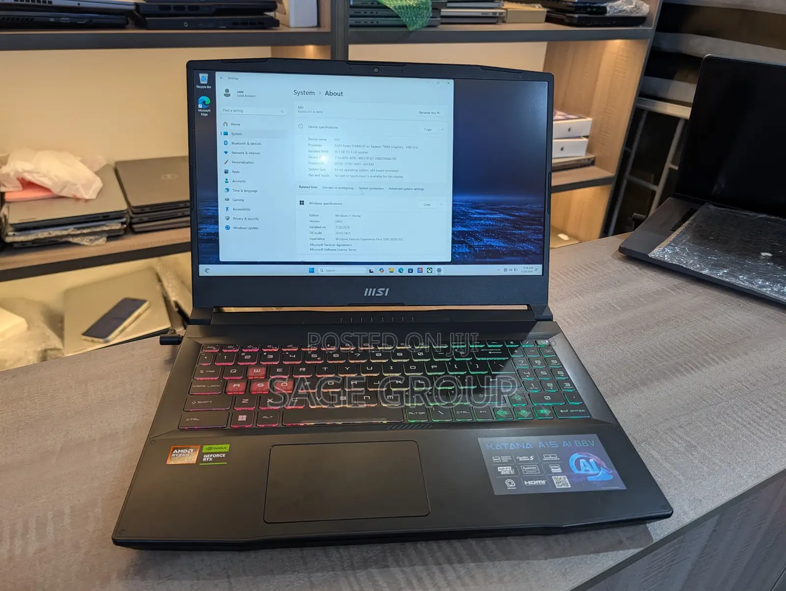 Laptop MSI Katana 15 16GB AMD Ryzen 9 SSD 1T