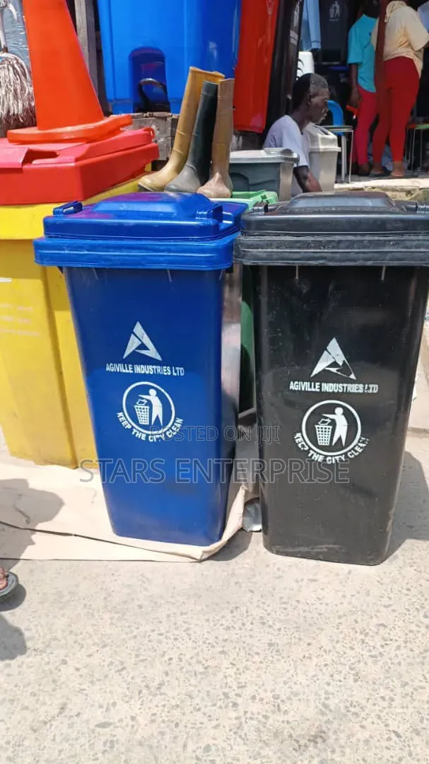 240 Liters Waste Bin With Wheeler