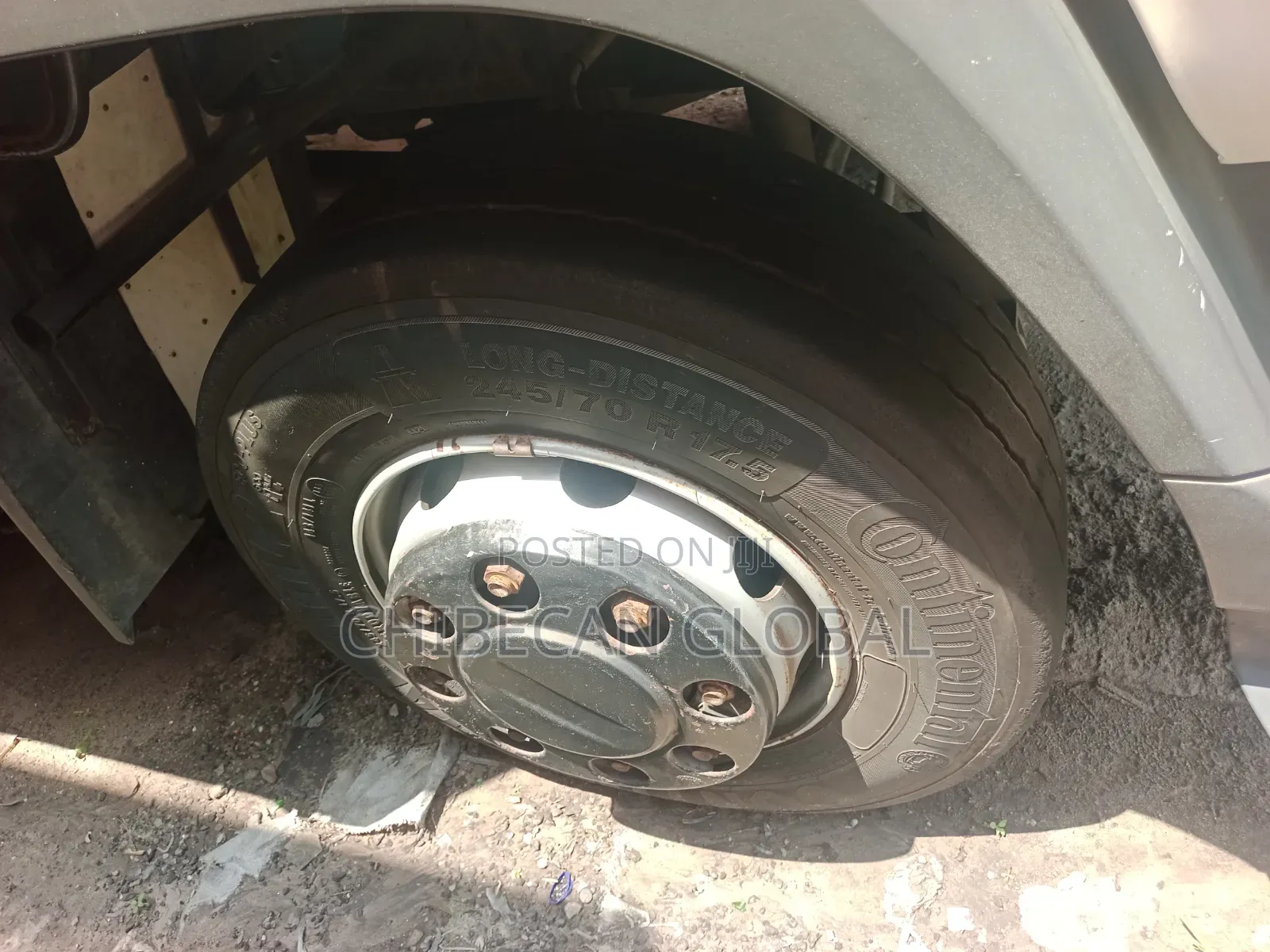DAF 45 Truck 6 Tyres (Foreign Used) 20 Foot